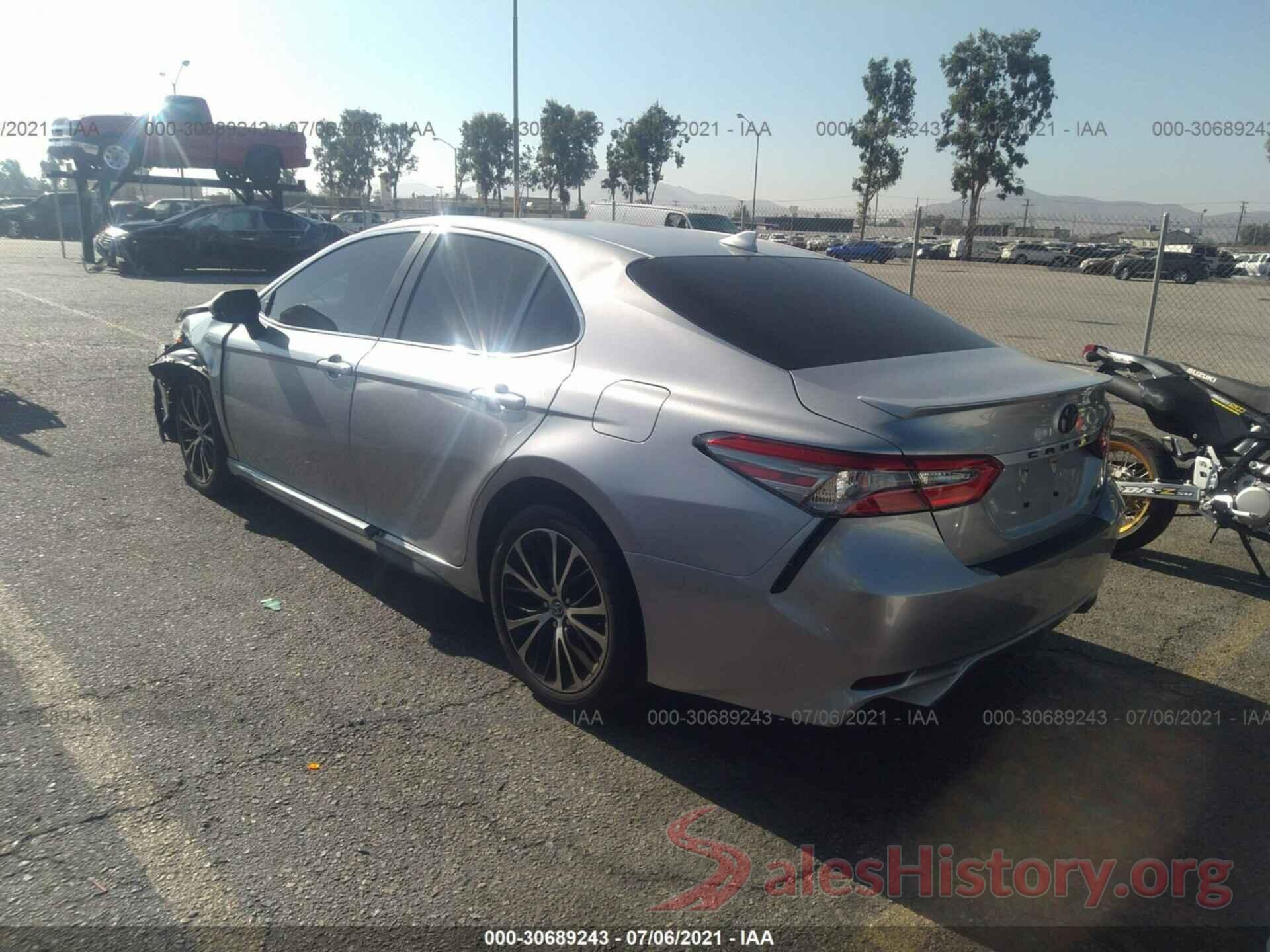 4T1B11HK3KU710924 2019 TOYOTA CAMRY