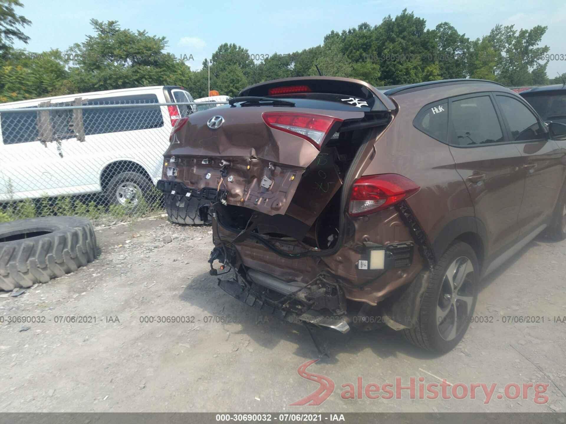 KM8J3CA23HU554484 2017 HYUNDAI TUCSON