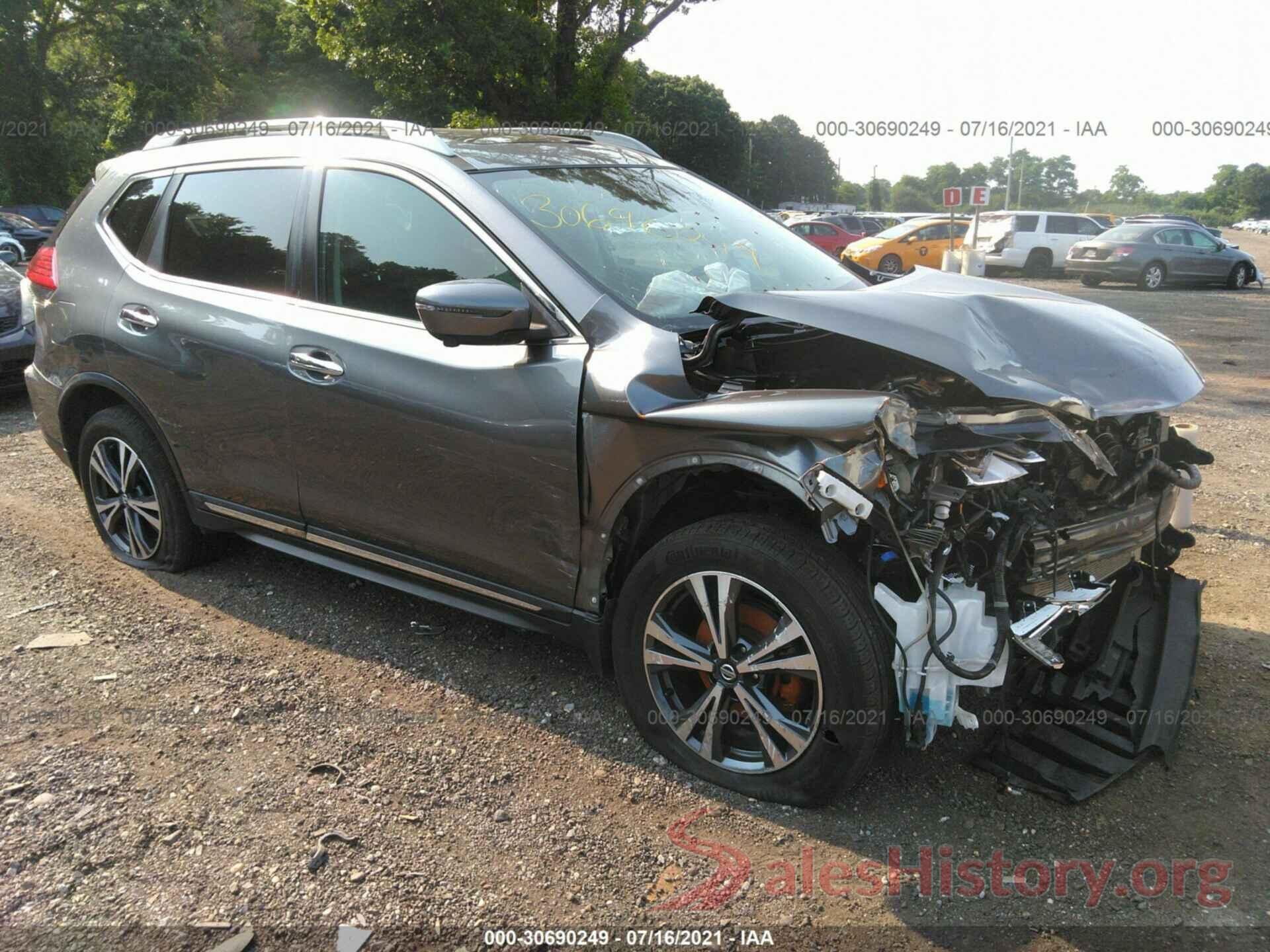 5N1AT2MV4HC773959 2017 NISSAN ROGUE