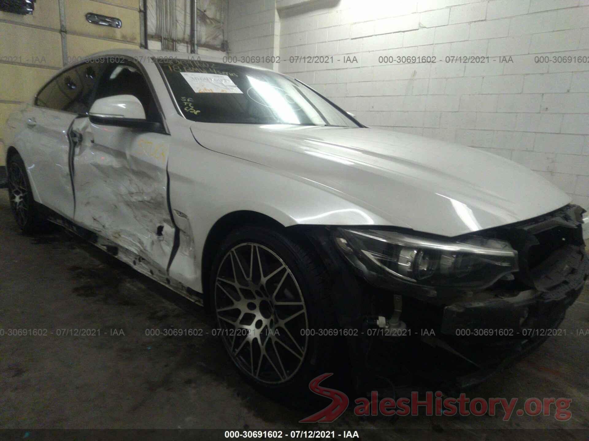 WBA4J3C58JBG90562 2018 BMW 4 SERIES