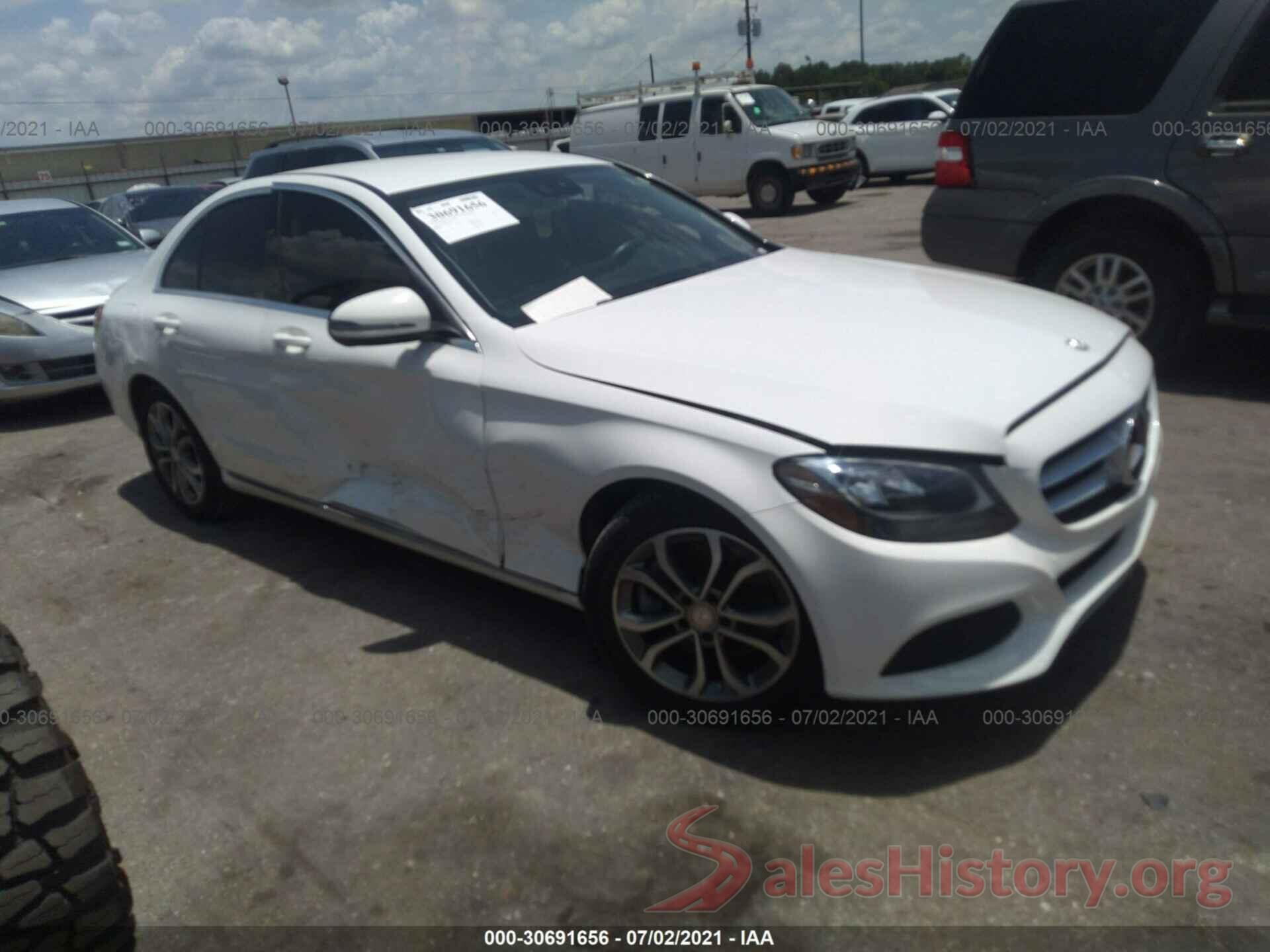 55SWF4JB4GU123827 2016 MERCEDES-BENZ C-CLASS