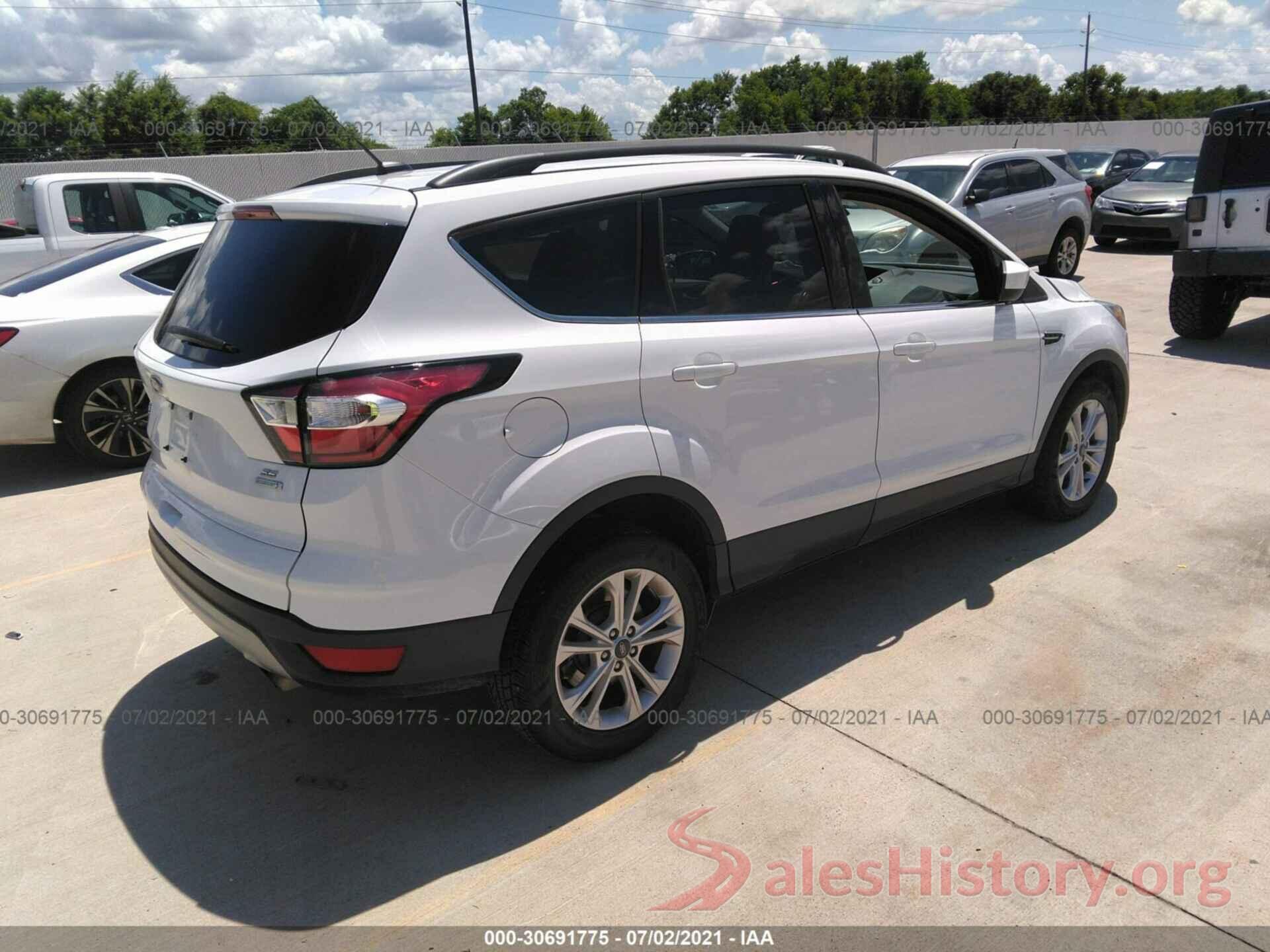 1FMCU0GD3JUB46702 2018 FORD ESCAPE