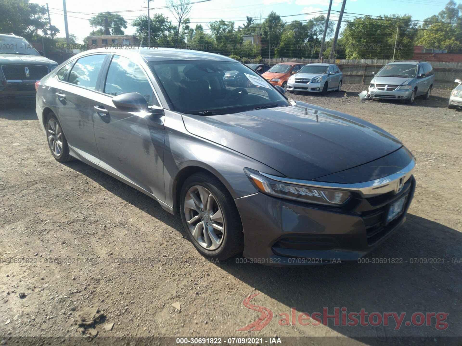 1HGCV1F11JA075985 2018 HONDA ACCORD SEDAN