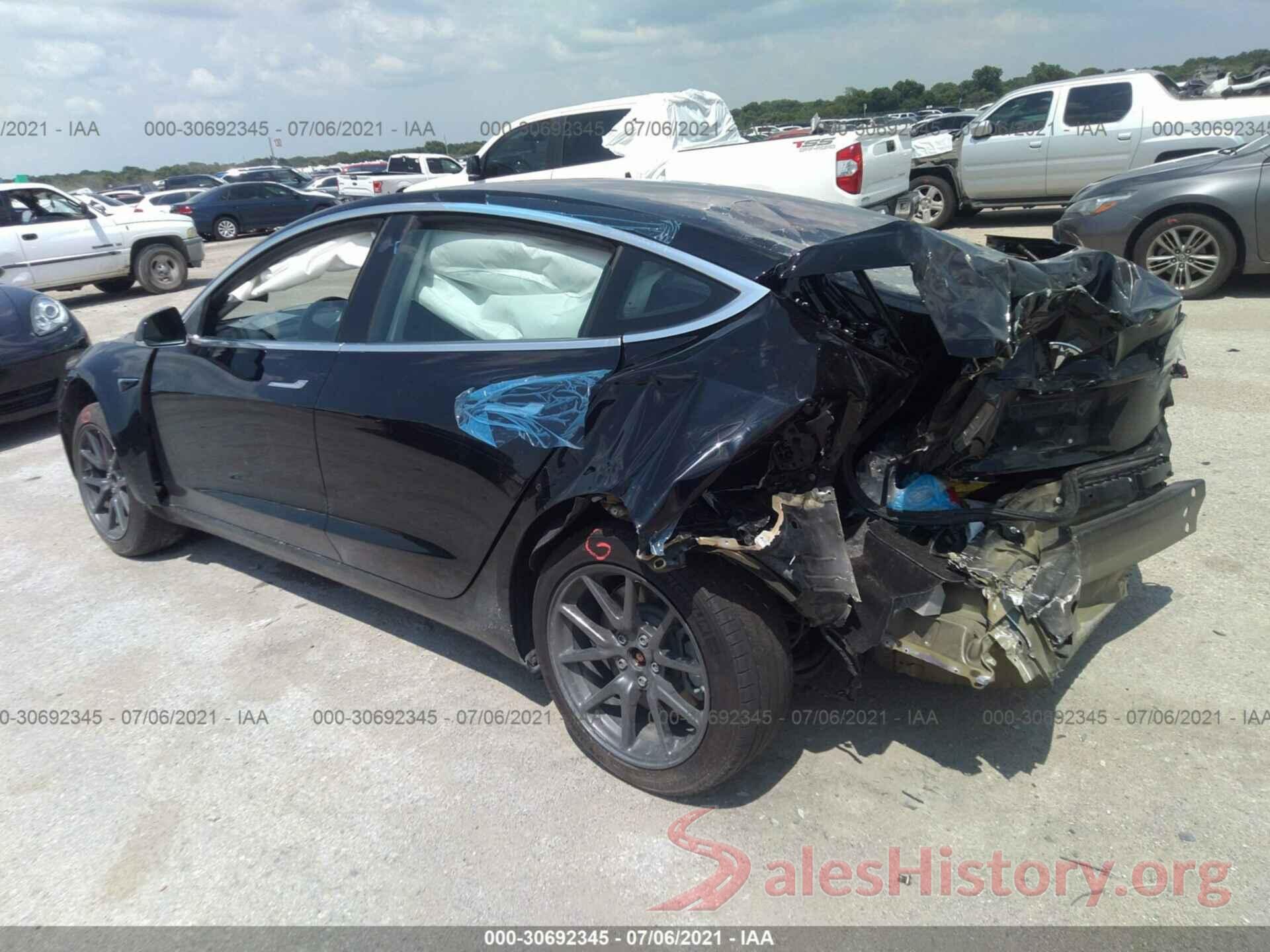 5YJ3E1EA5JF171559 2018 TESLA MODEL 3