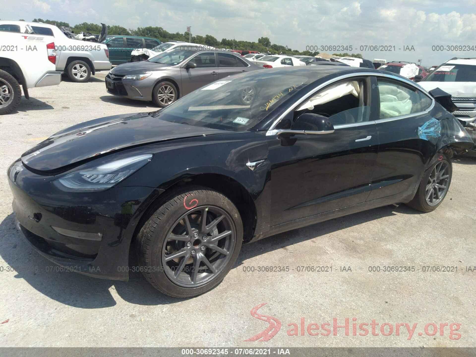 5YJ3E1EA5JF171559 2018 TESLA MODEL 3