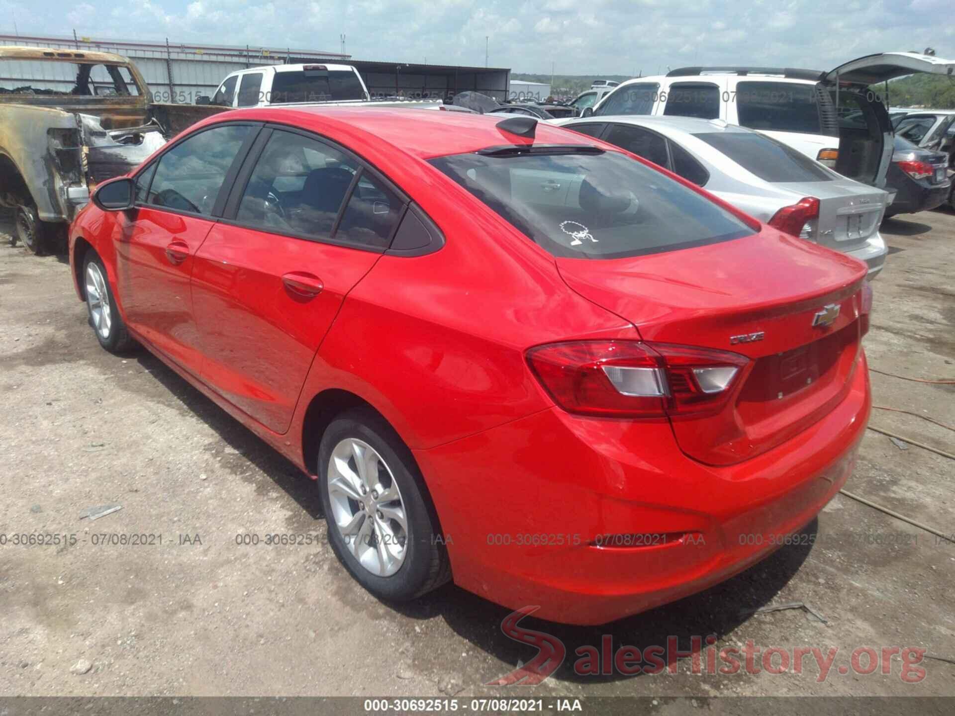 1G1BC5SMXK7109338 2019 CHEVROLET CRUZE