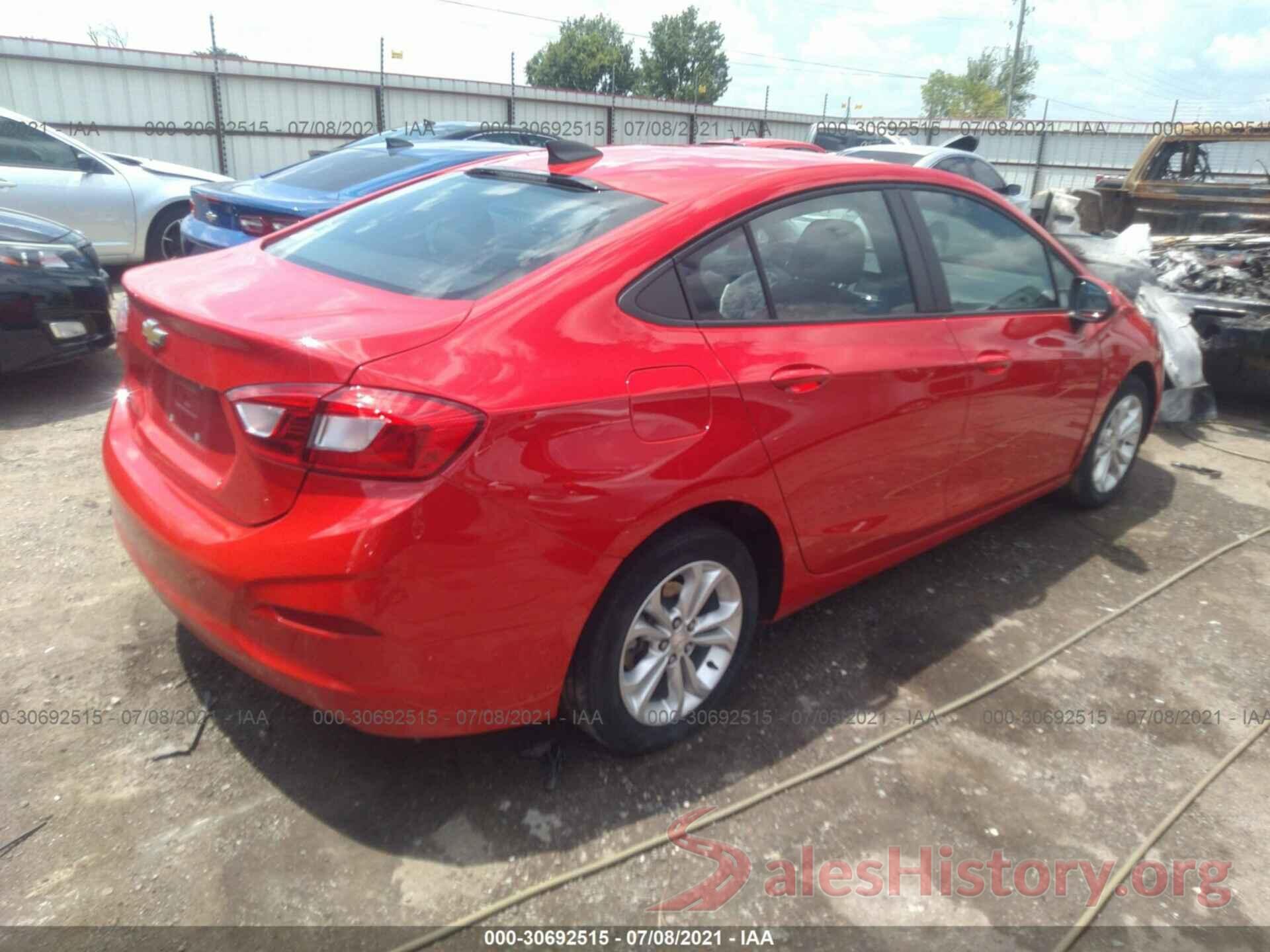 1G1BC5SMXK7109338 2019 CHEVROLET CRUZE