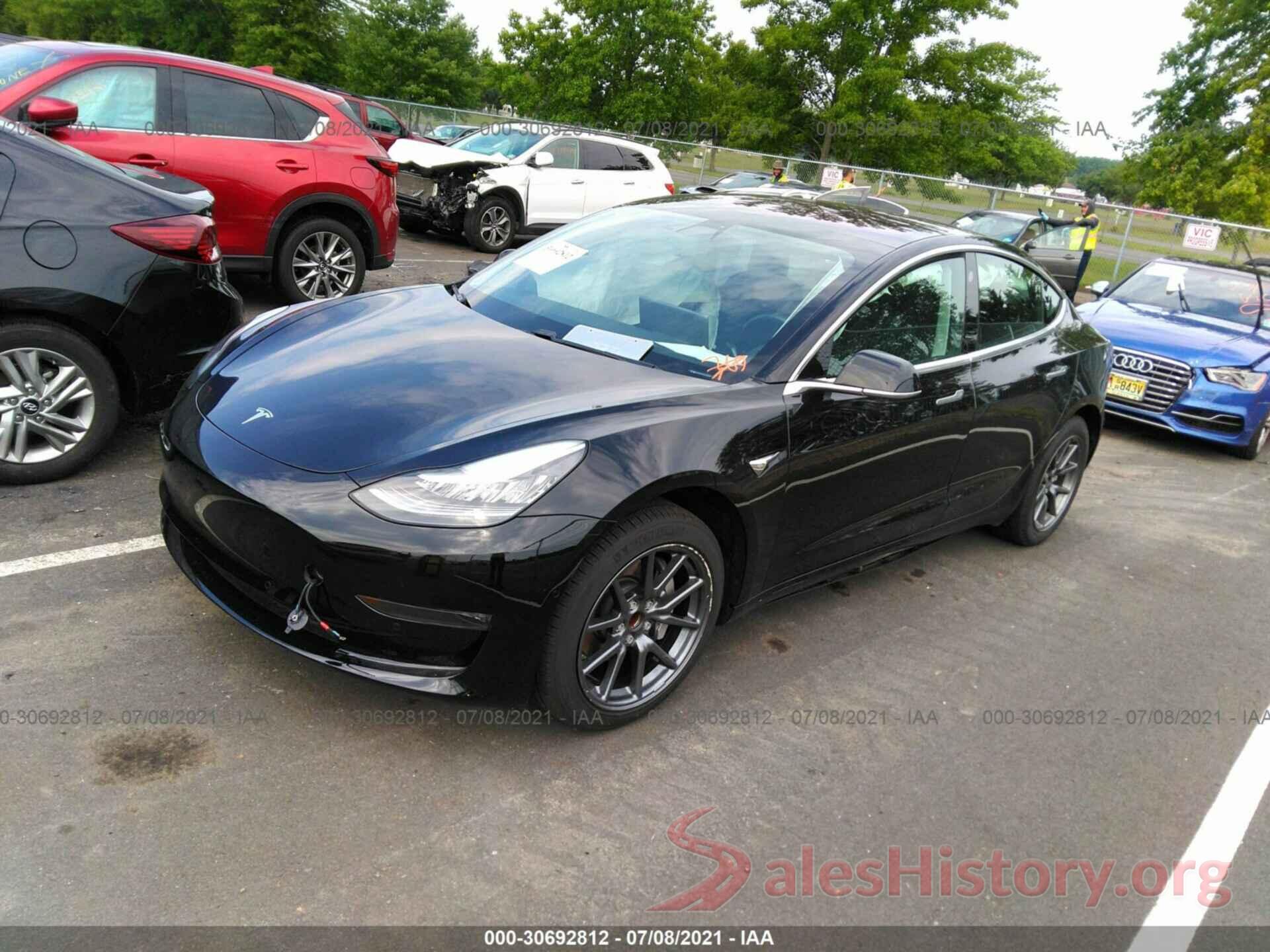 5YJ3E1EA0KF305668 2019 TESLA MODEL 3