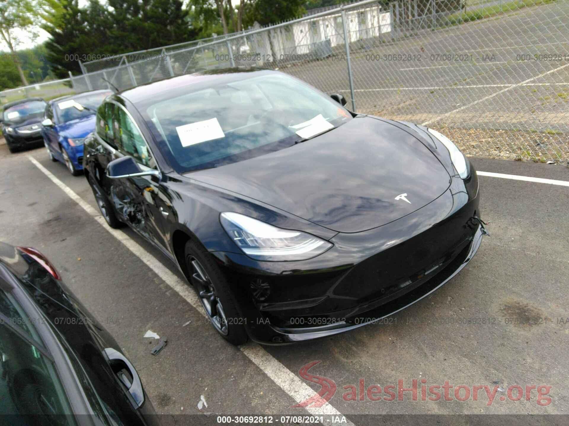 5YJ3E1EA0KF305668 2019 TESLA MODEL 3