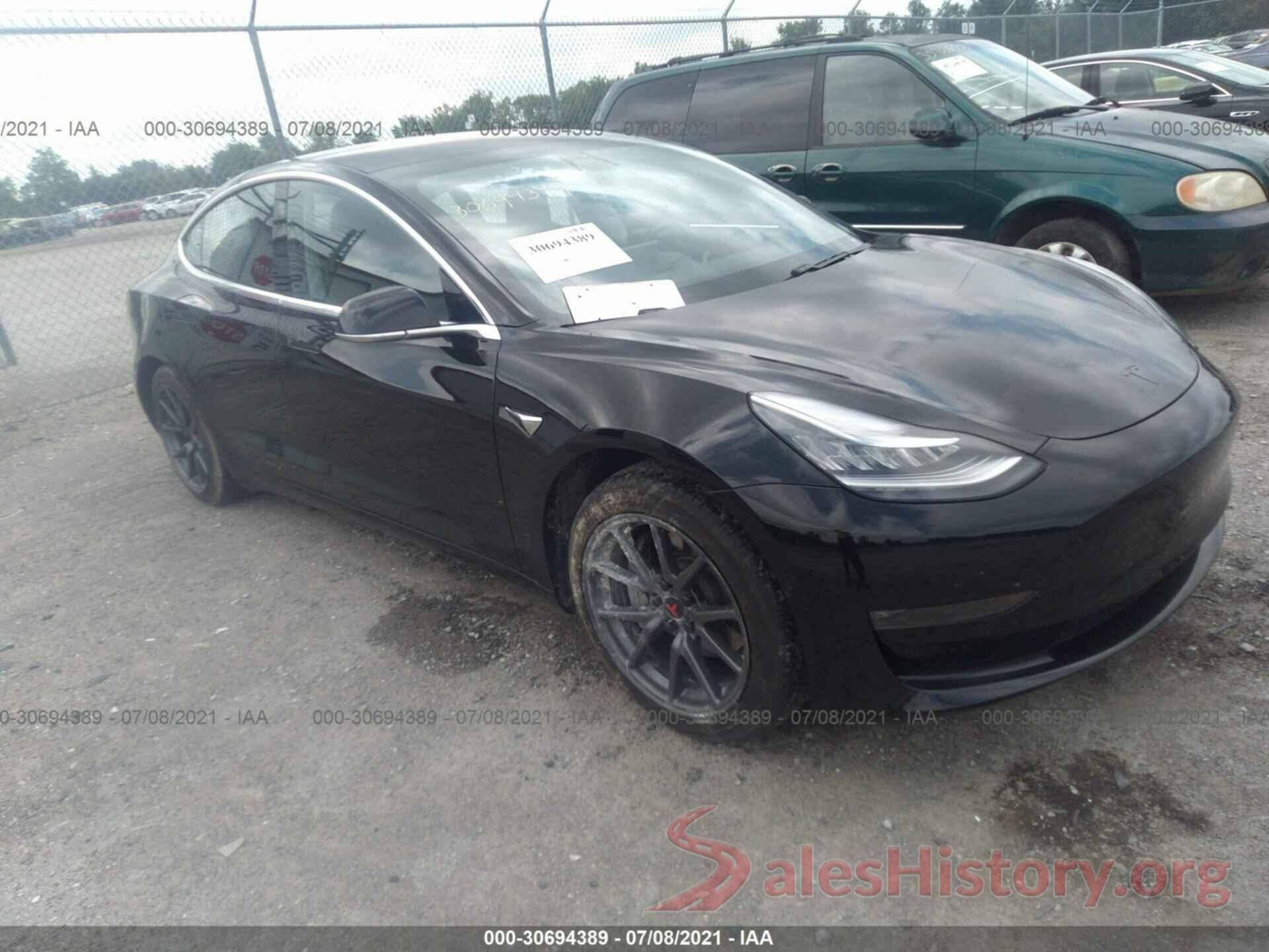 5YJ3E1EA7JF044943 2018 TESLA MODEL 3