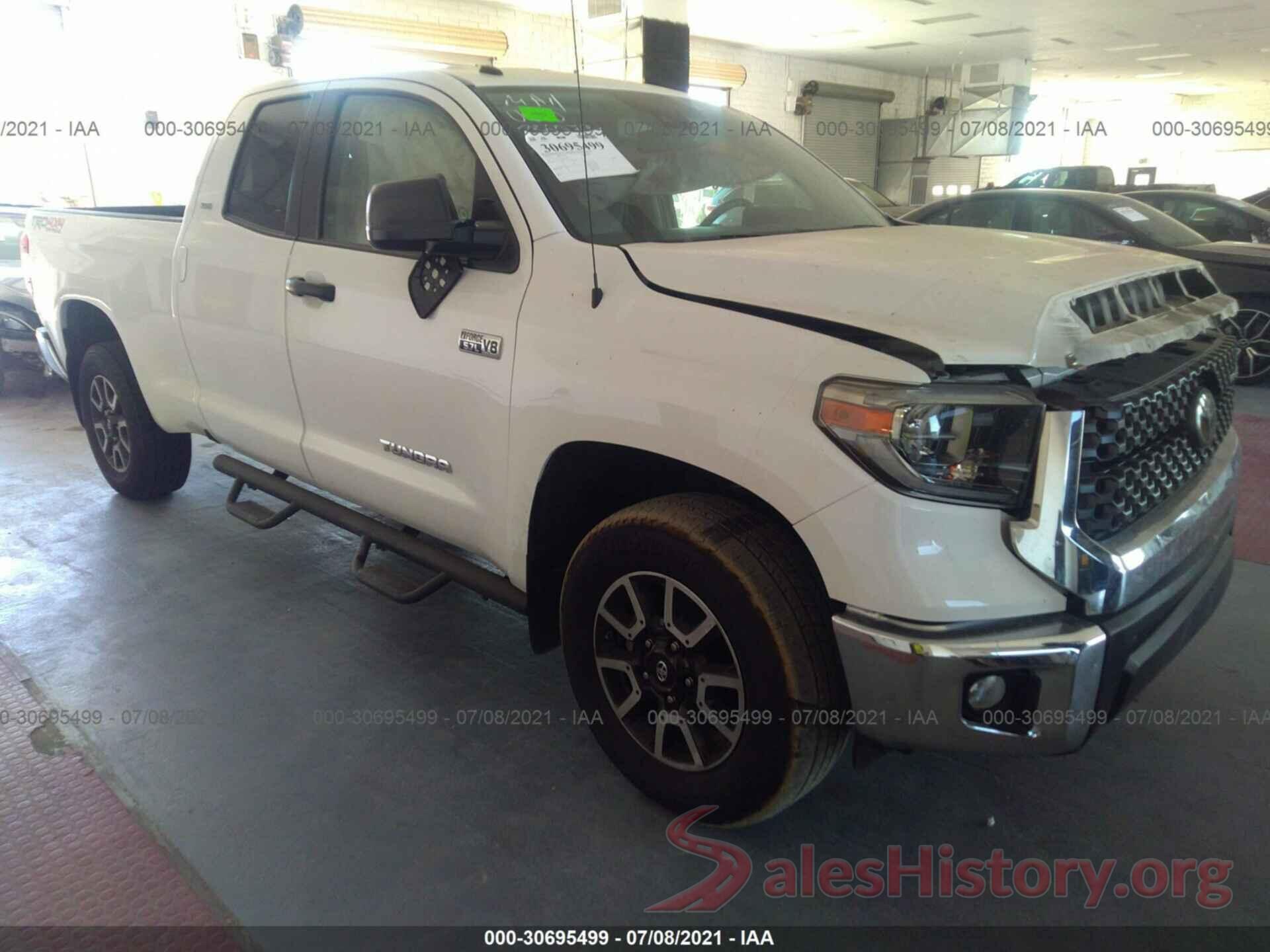 5TFUY5F19JX703208 2018 TOYOTA TUNDRA 4WD