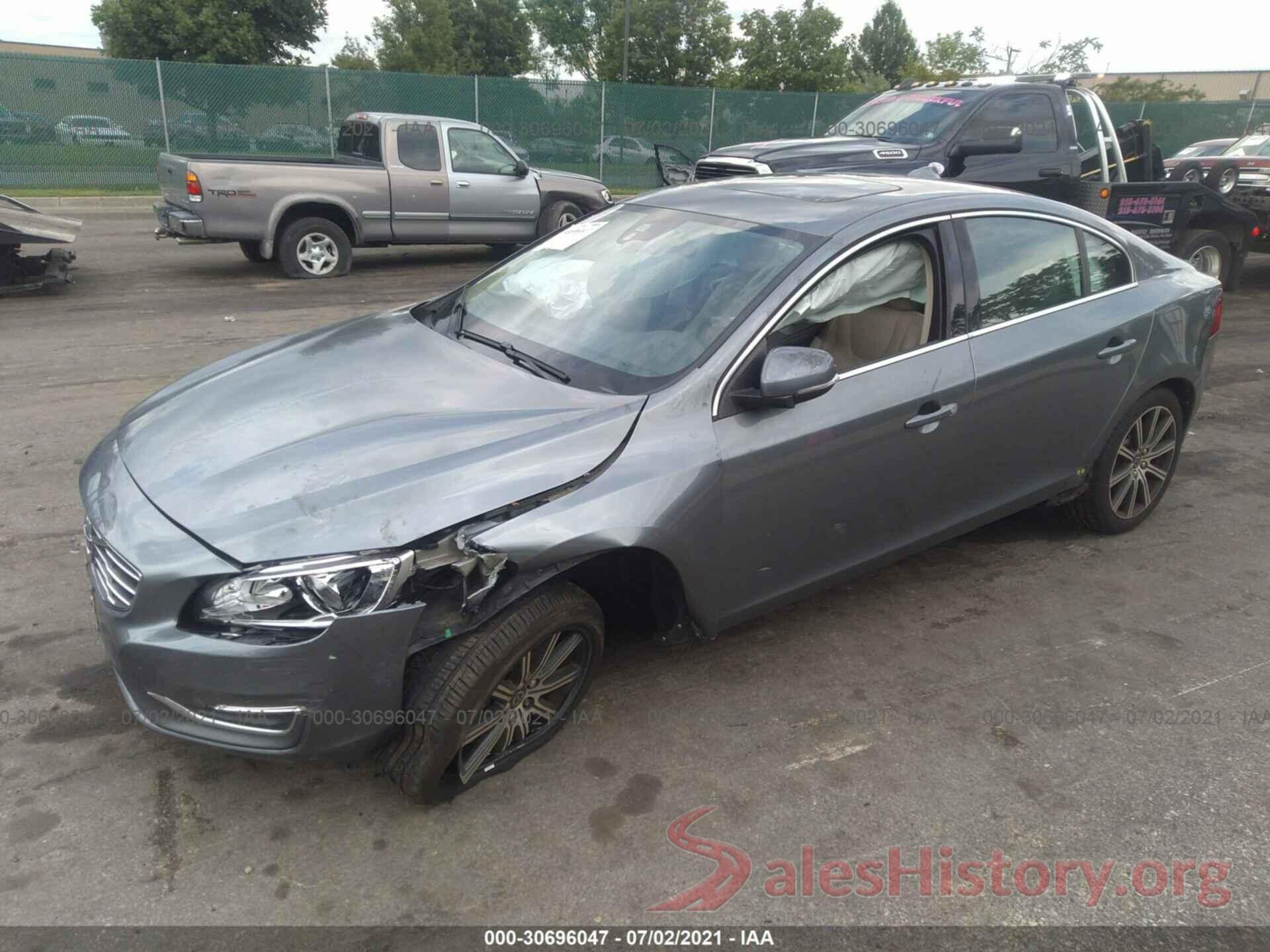 LYV402TK6HB137307 2017 VOLVO S60