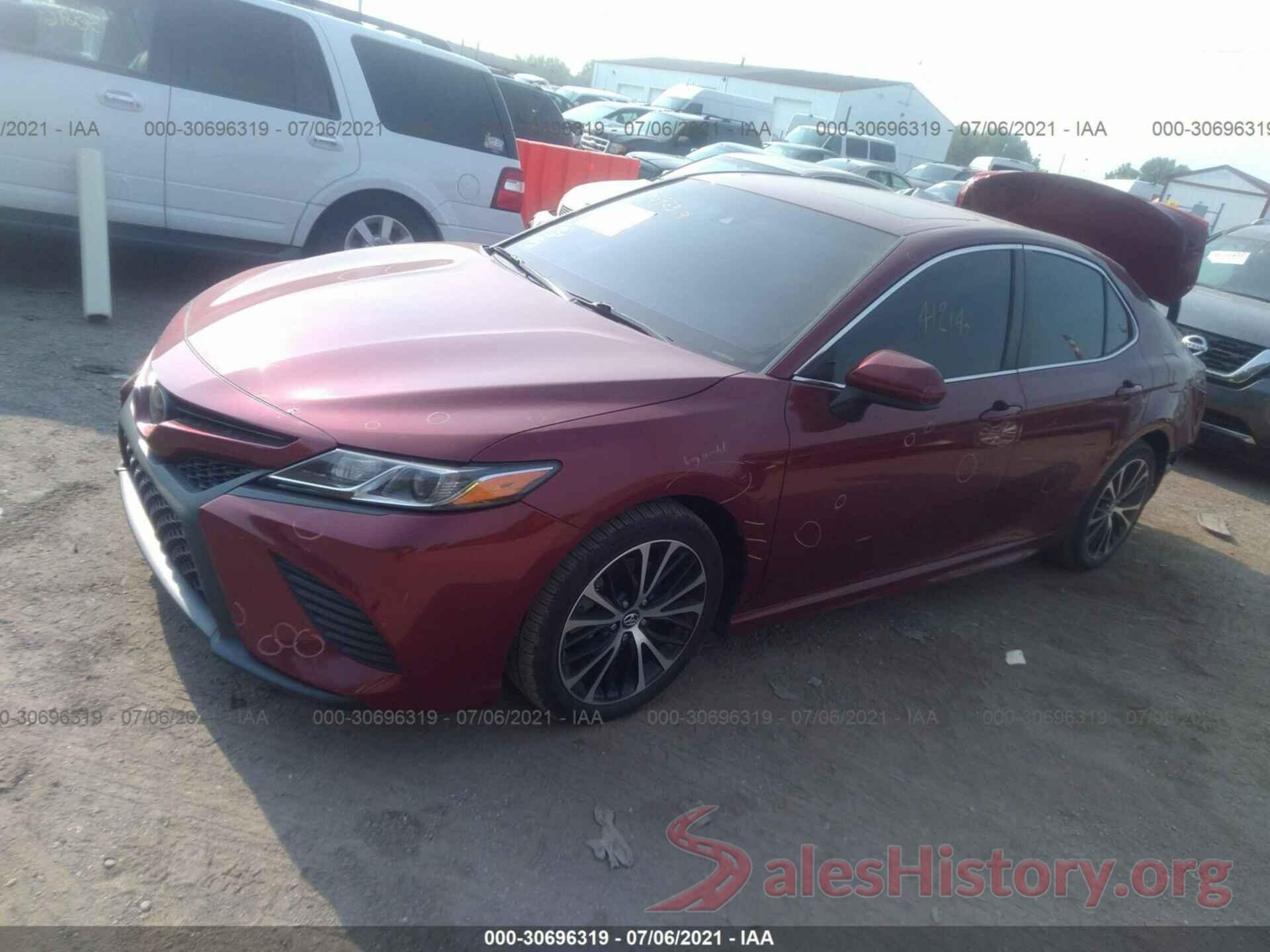 4T1B11HK7JU525161 2018 TOYOTA CAMRY