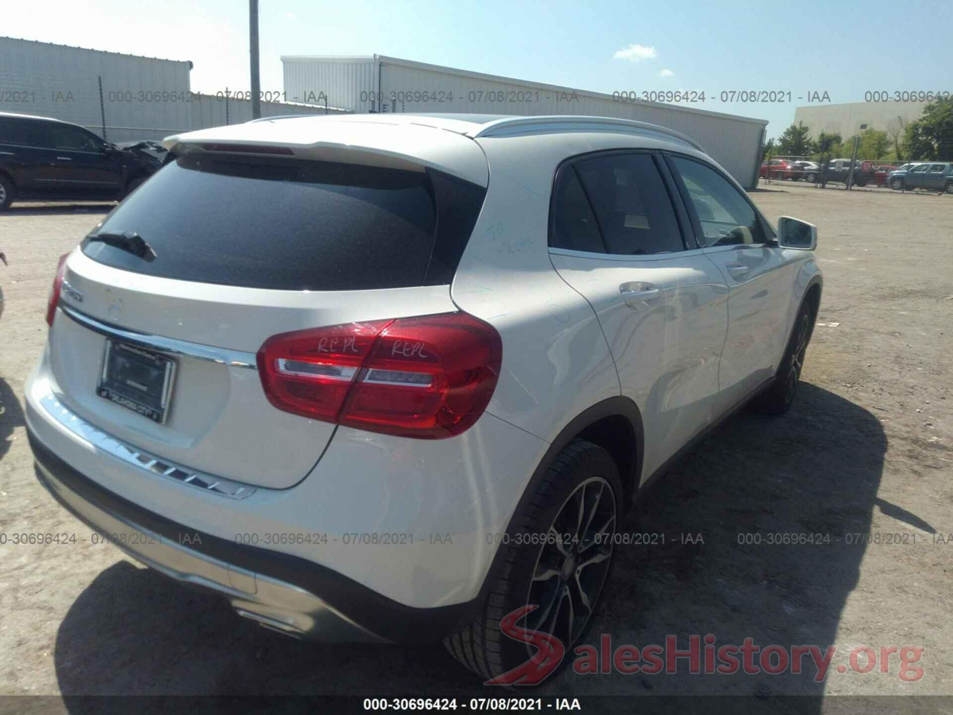 WDCTG4EB7HJ299528 2017 MERCEDES-BENZ GLA