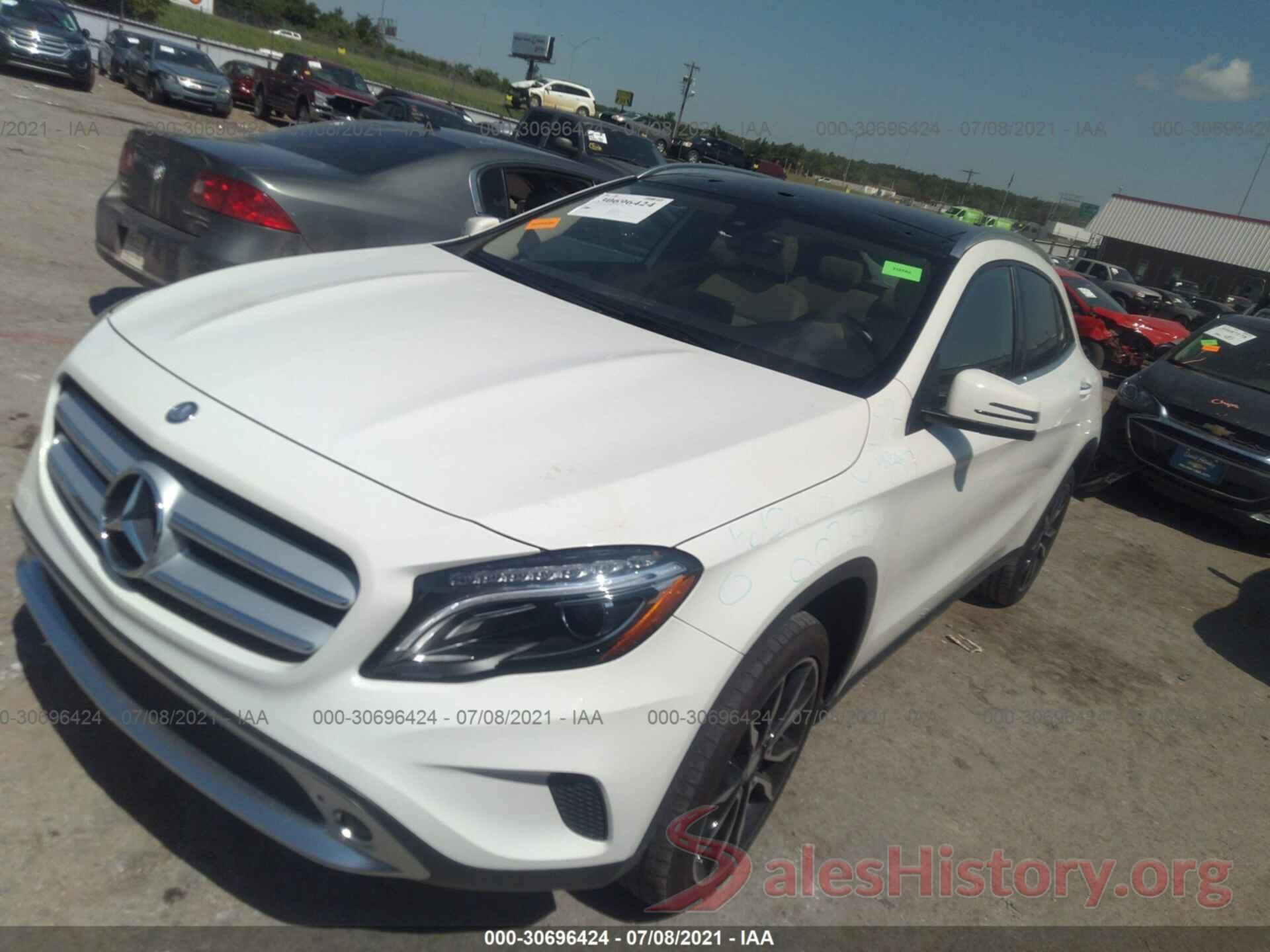 WDCTG4EB7HJ299528 2017 MERCEDES-BENZ GLA