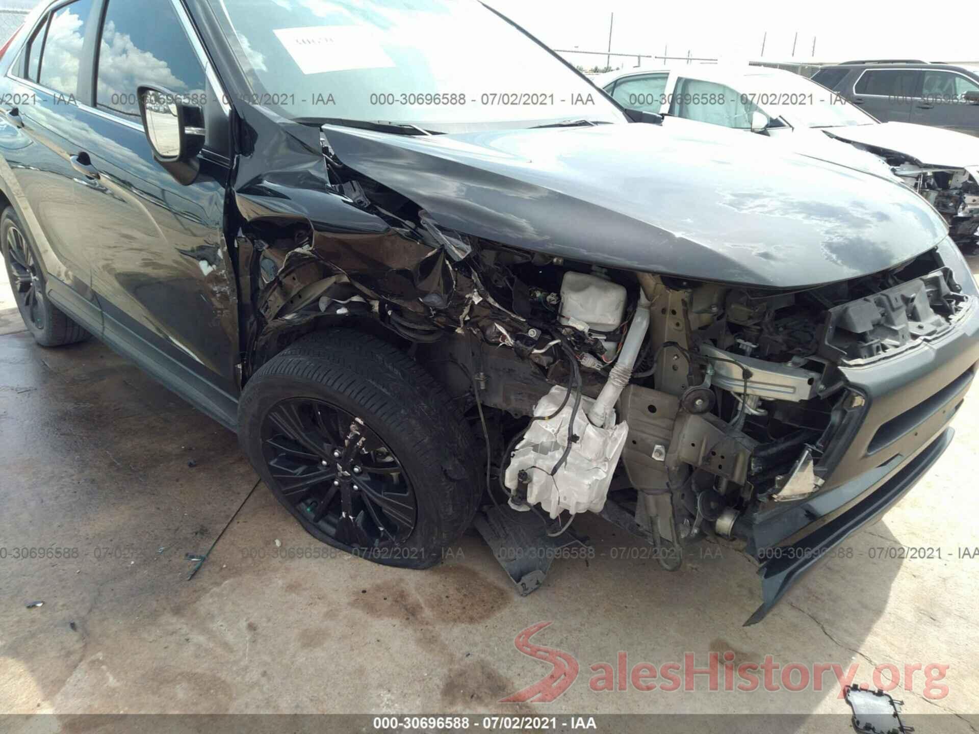 JA4AT4AA9JZ059761 2018 MITSUBISHI ECLIPSE CROSS