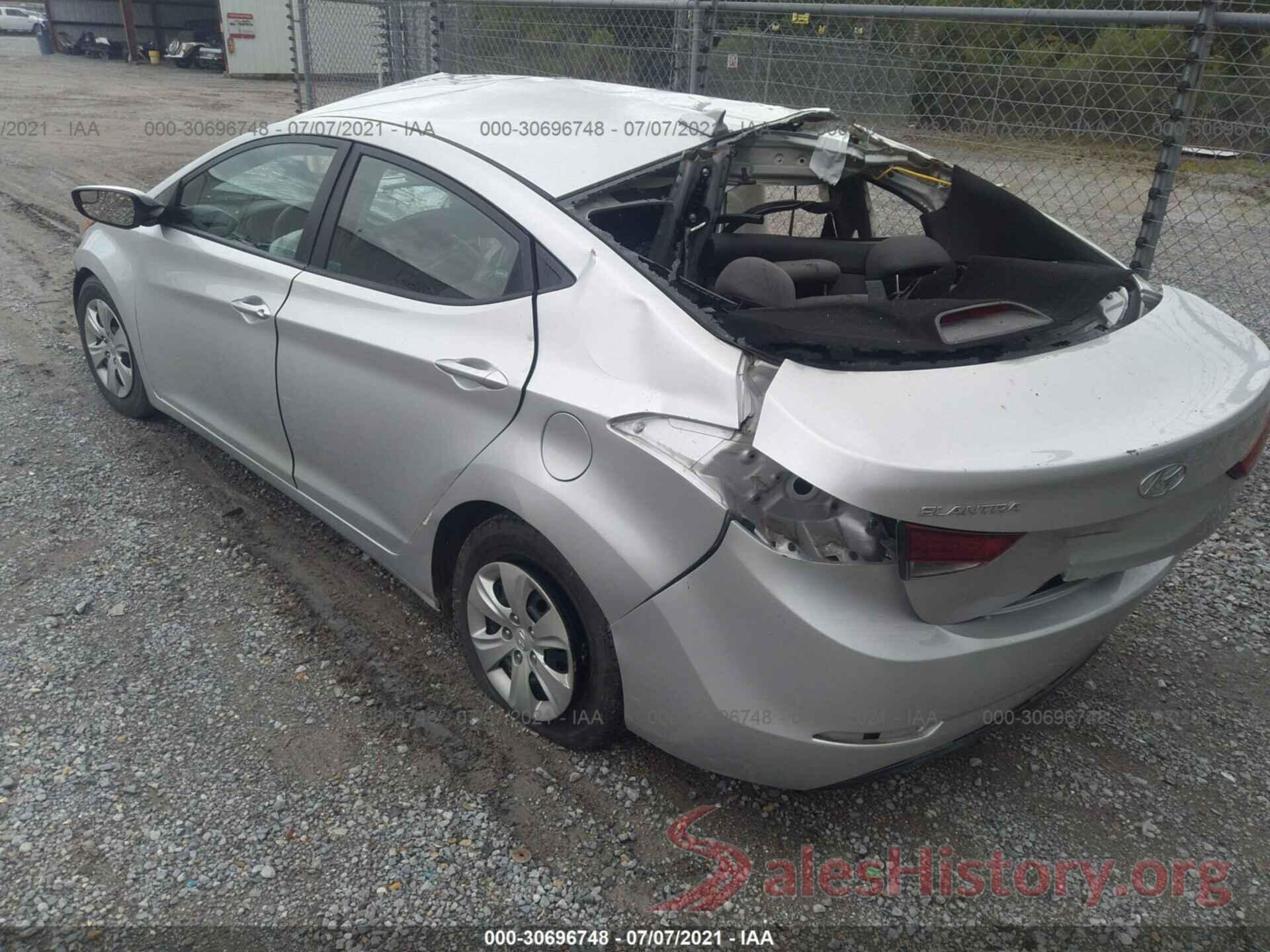 5NPDH4AE9GH767418 2016 HYUNDAI ELANTRA