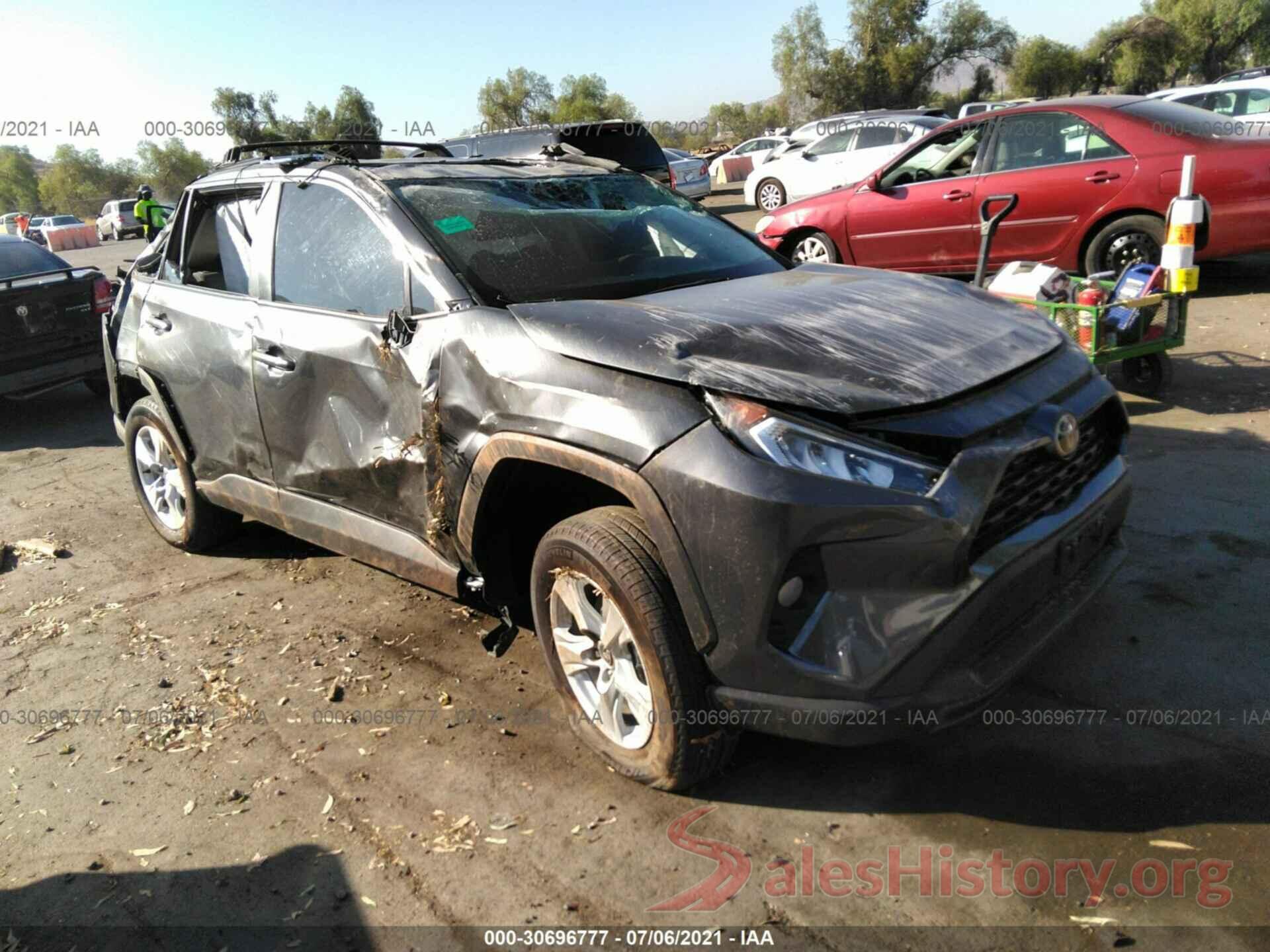 2T3W1RFV4MC119302 2021 TOYOTA RAV4