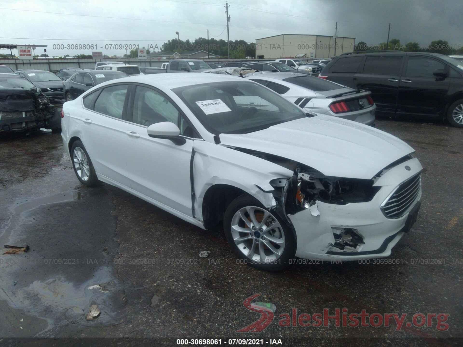 3FA6P0H72KR238755 2019 FORD FUSION