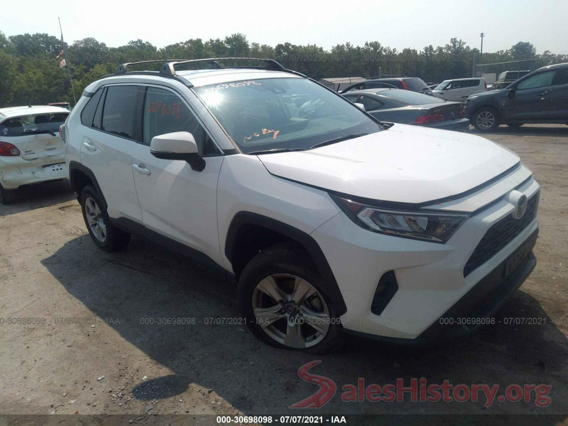 2T3P1RFV6MC167985 2021 TOYOTA RAV4