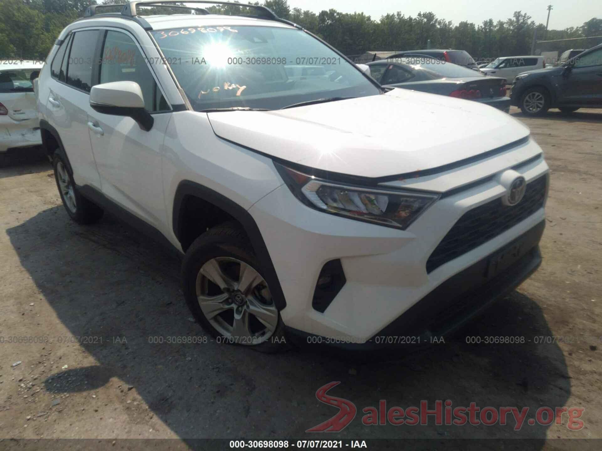 2T3P1RFV6MC167985 2021 TOYOTA RAV4