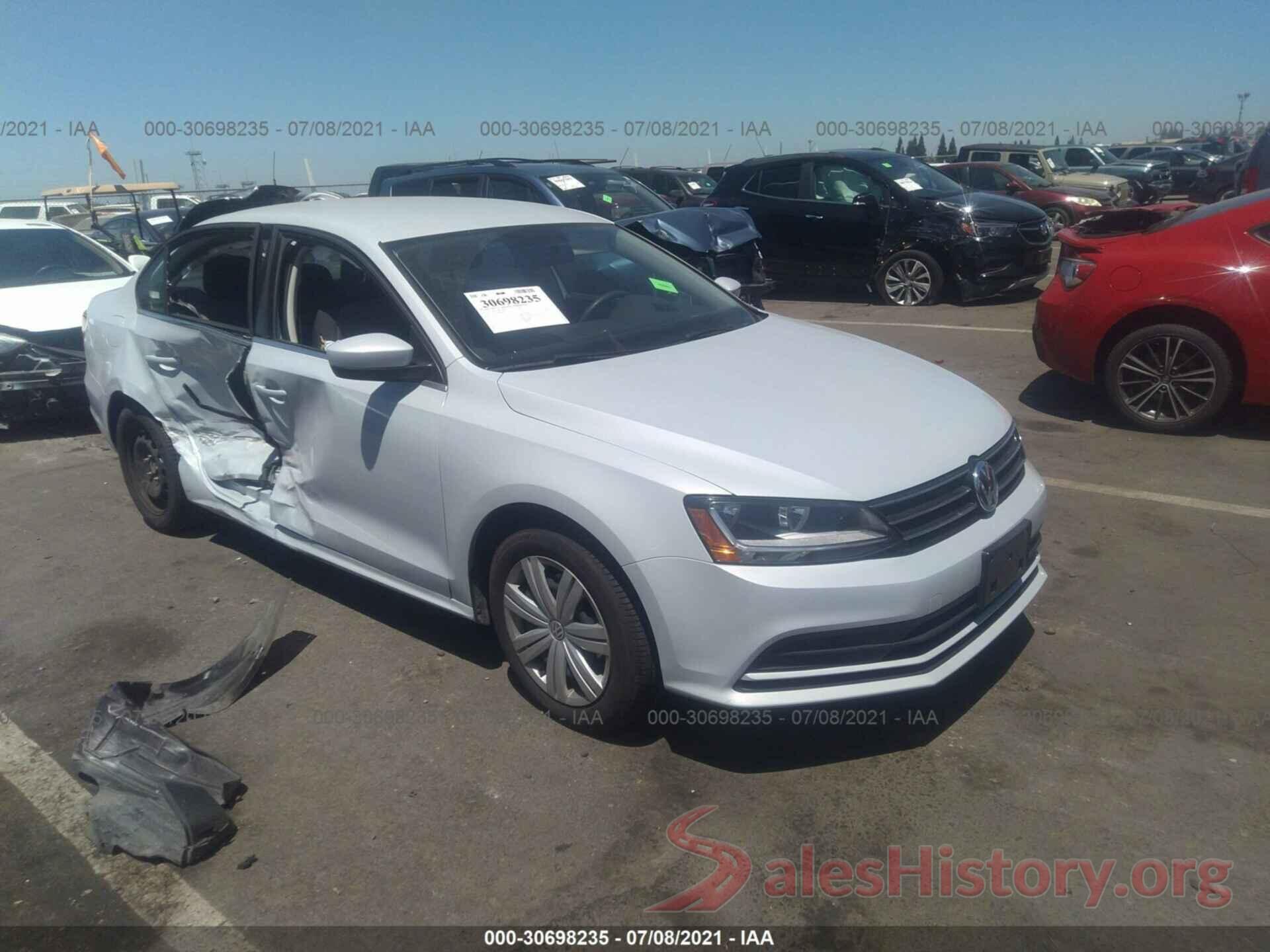 3VW2B7AJ7HM389812 2017 VOLKSWAGEN JETTA