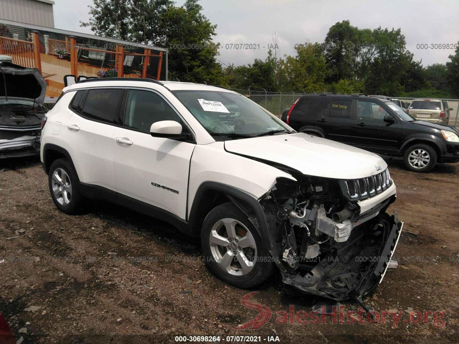 3C4NJDBB5JT175597 2018 JEEP COMPASS