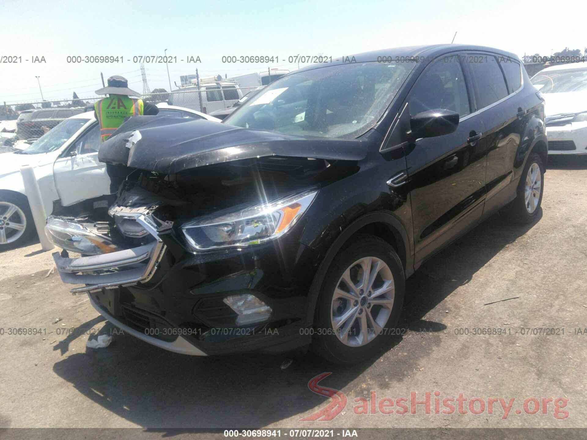 1FMCU0G96HUC88922 2017 FORD ESCAPE