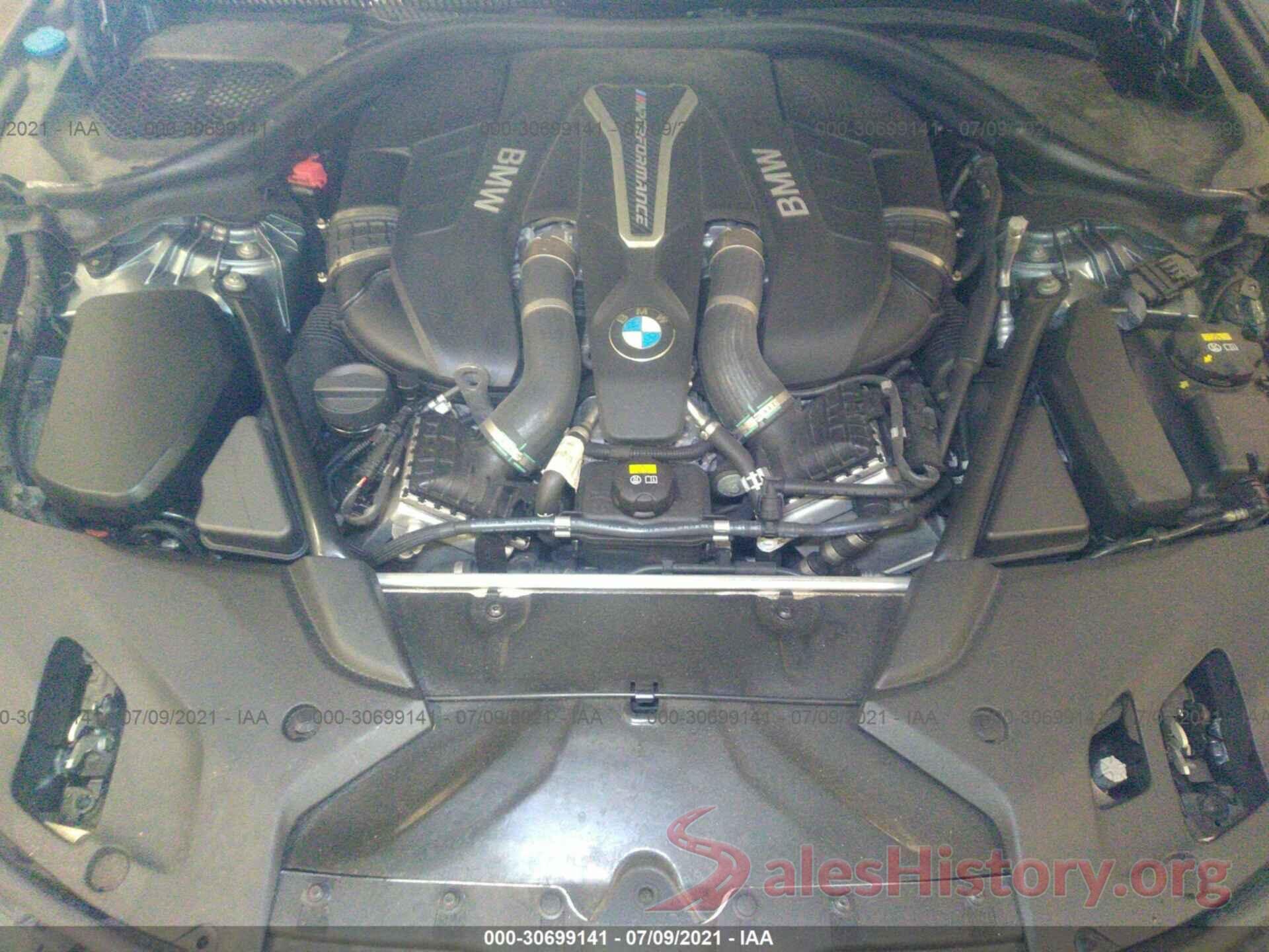 WBAJB9C50JG463773 2018 BMW 5 SERIES