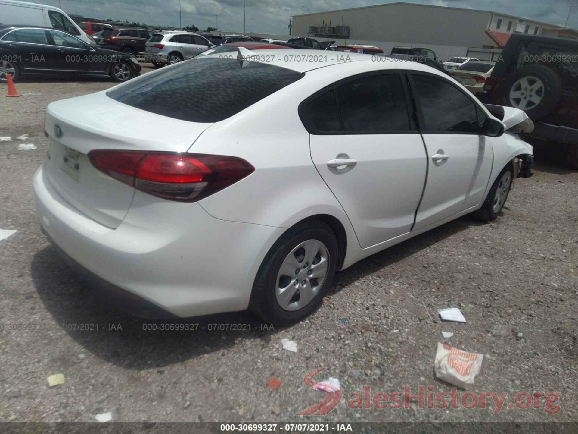 3KPFK4A75HE133122 2017 KIA FORTE