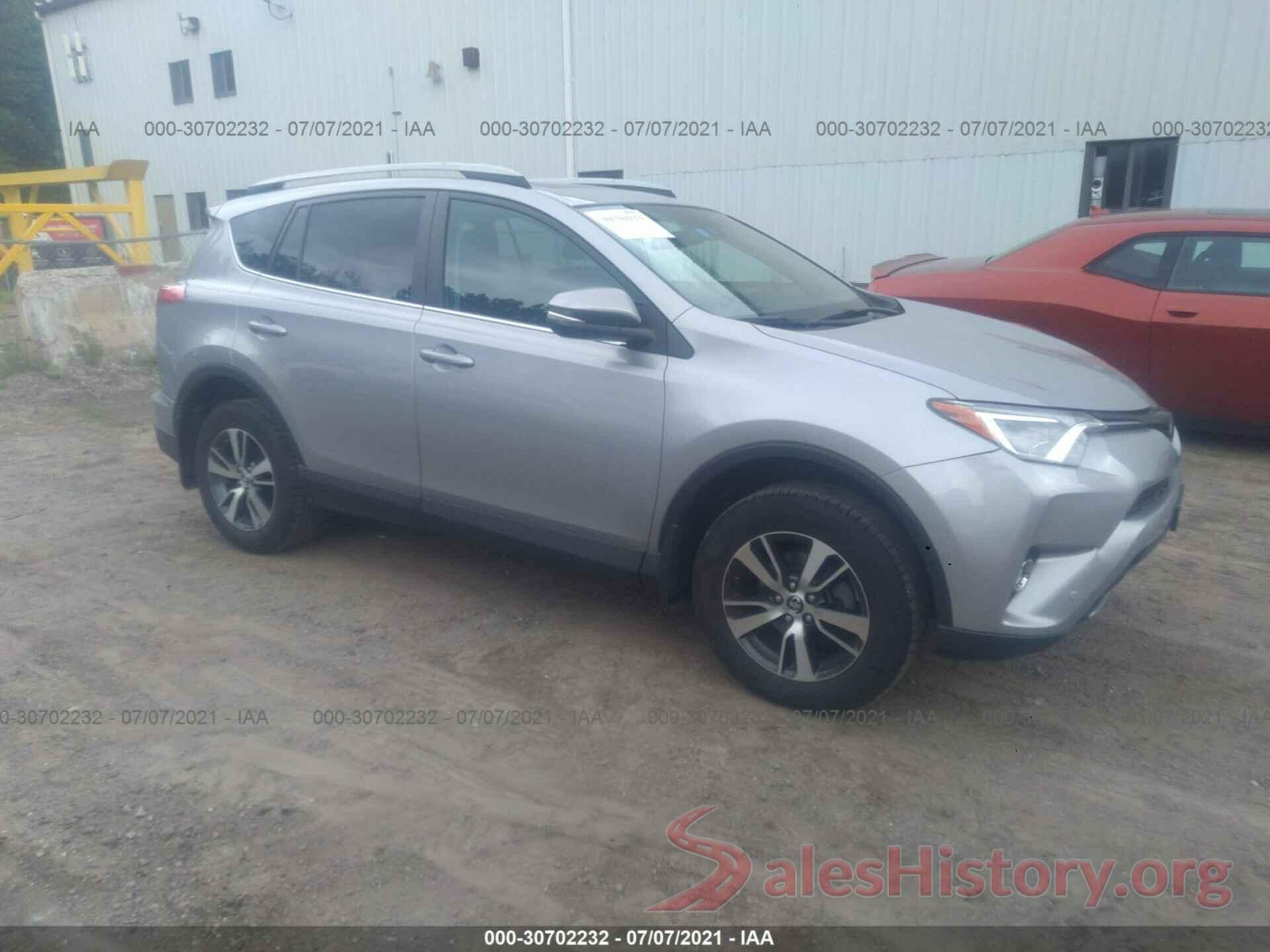 2T3RFREV1HW656018 2017 TOYOTA RAV4