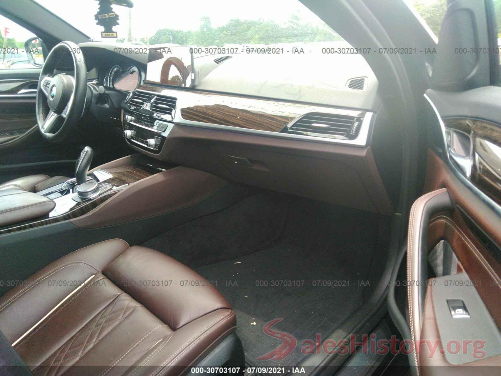 WBAJA7C51KWW10228 2019 BMW 5 SERIES