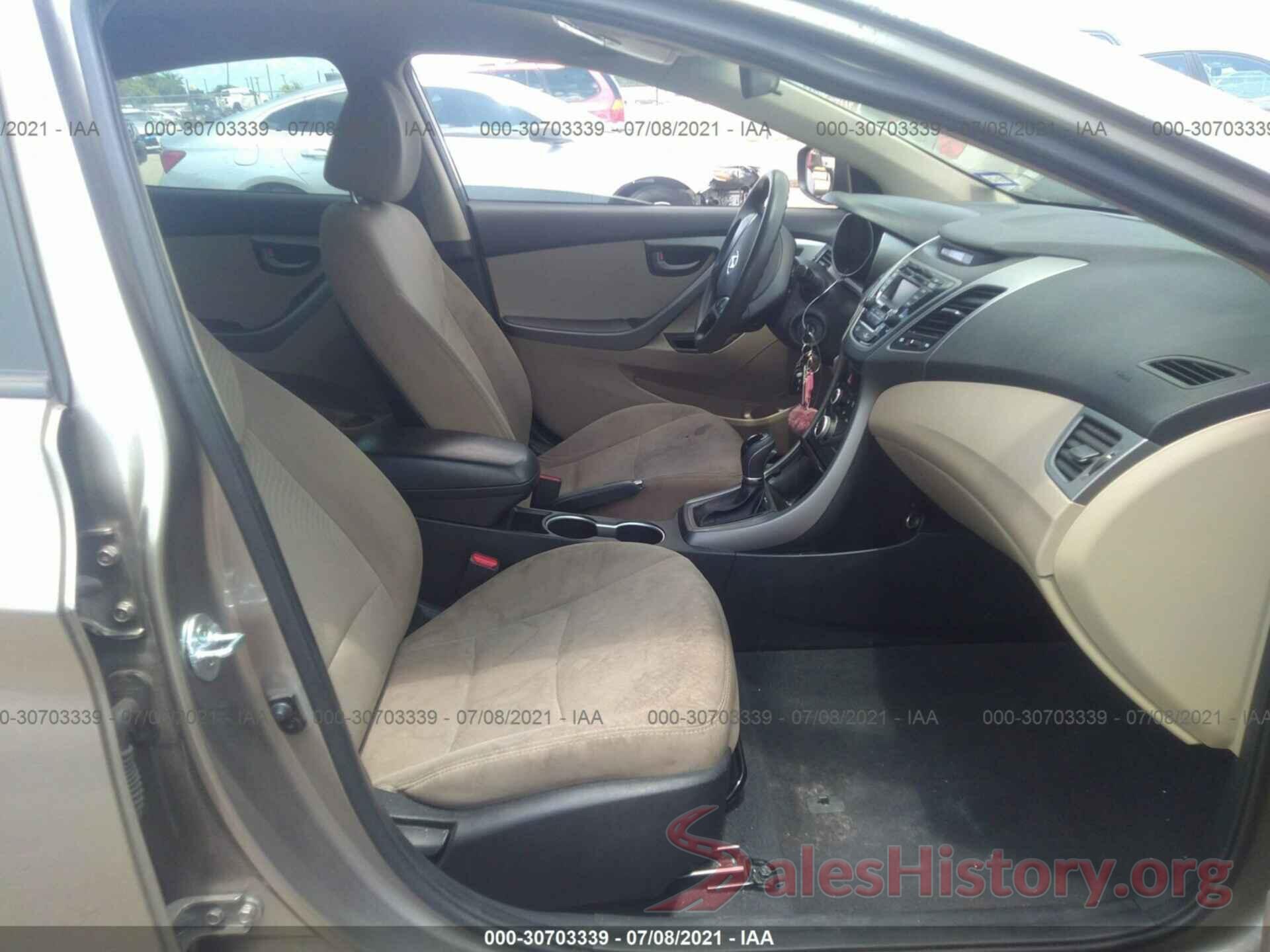 5NPDH4AEXGH745427 2016 HYUNDAI ELANTRA