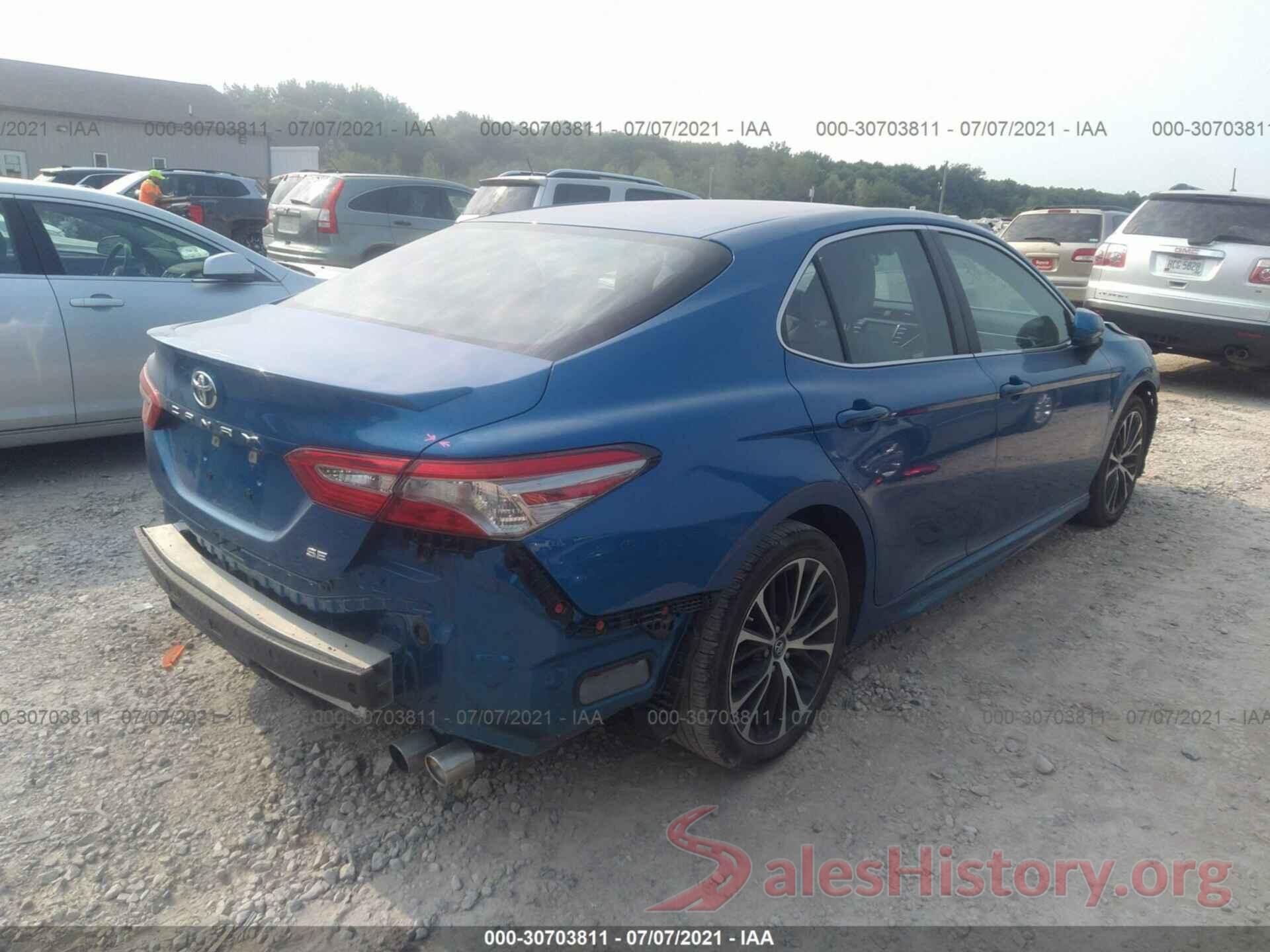 4T1B11HK5JU056264 2018 TOYOTA CAMRY