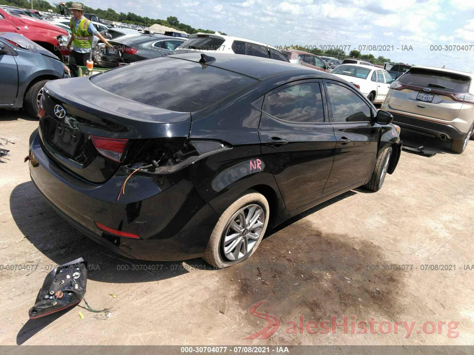 5NPDH4AE9GH659509 2016 HYUNDAI ELANTRA