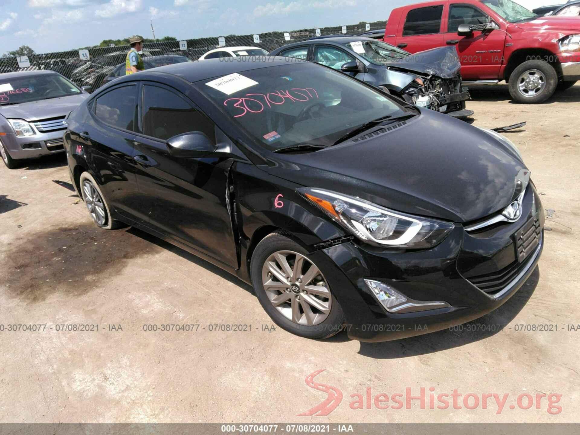 5NPDH4AE9GH659509 2016 HYUNDAI ELANTRA