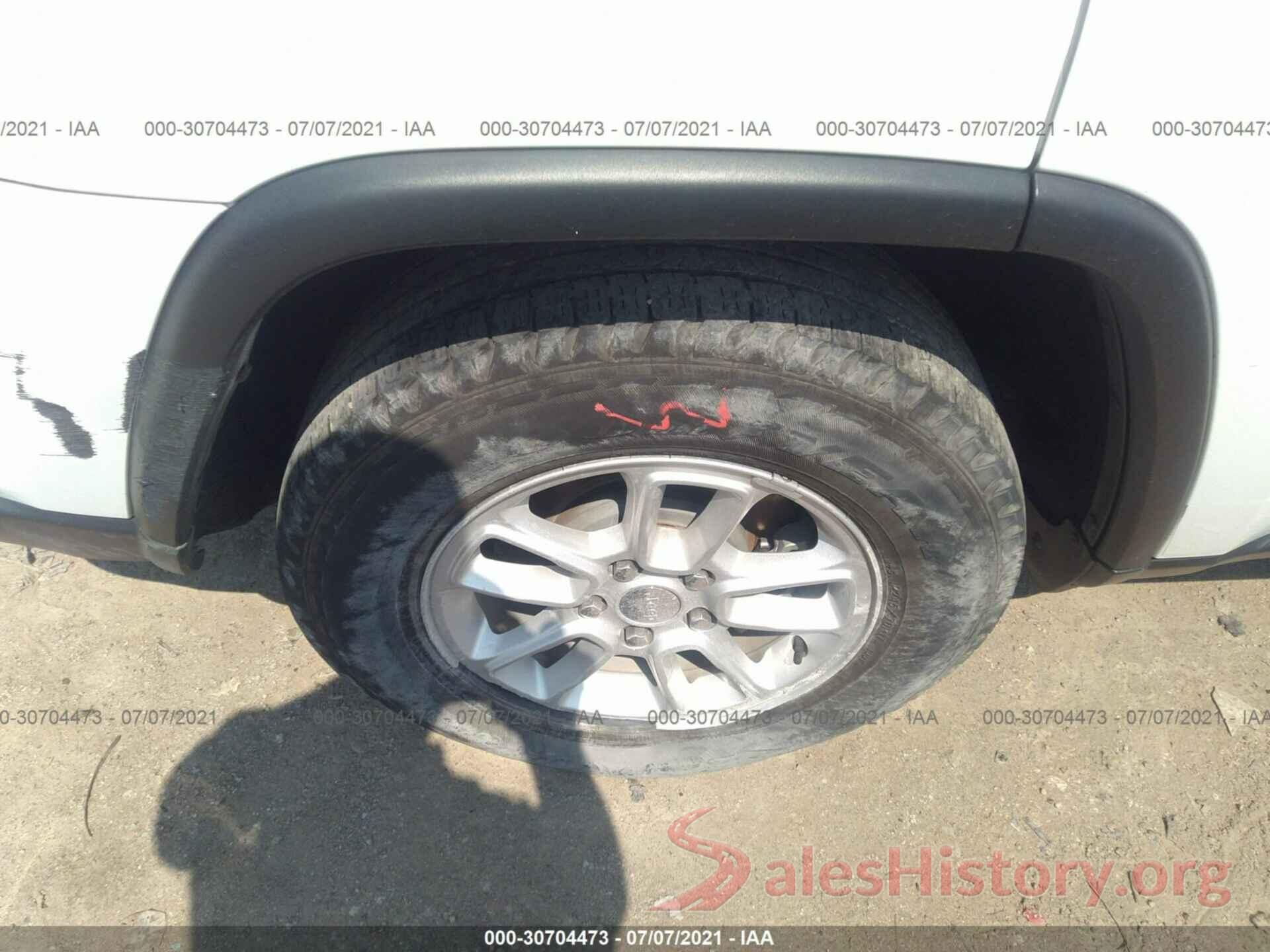 1C4RJEAG0JC205377 2018 JEEP GRAND CHEROKEE