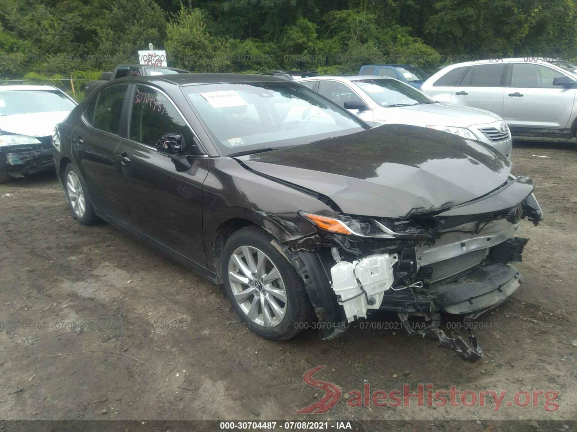 JTNB11HK2J3004421 2018 TOYOTA CAMRY