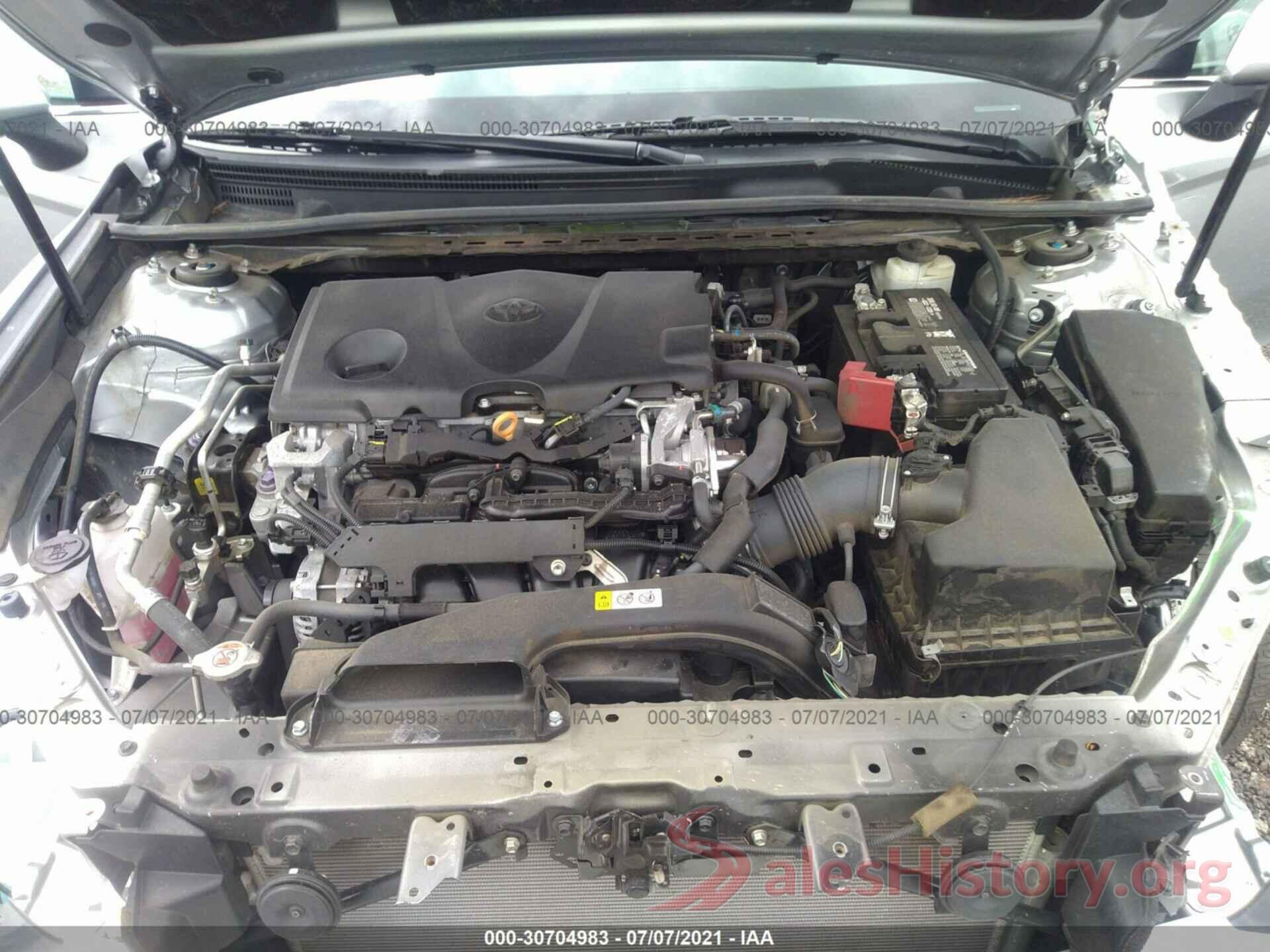 4T1B11HK2JU595585 2018 TOYOTA CAMRY