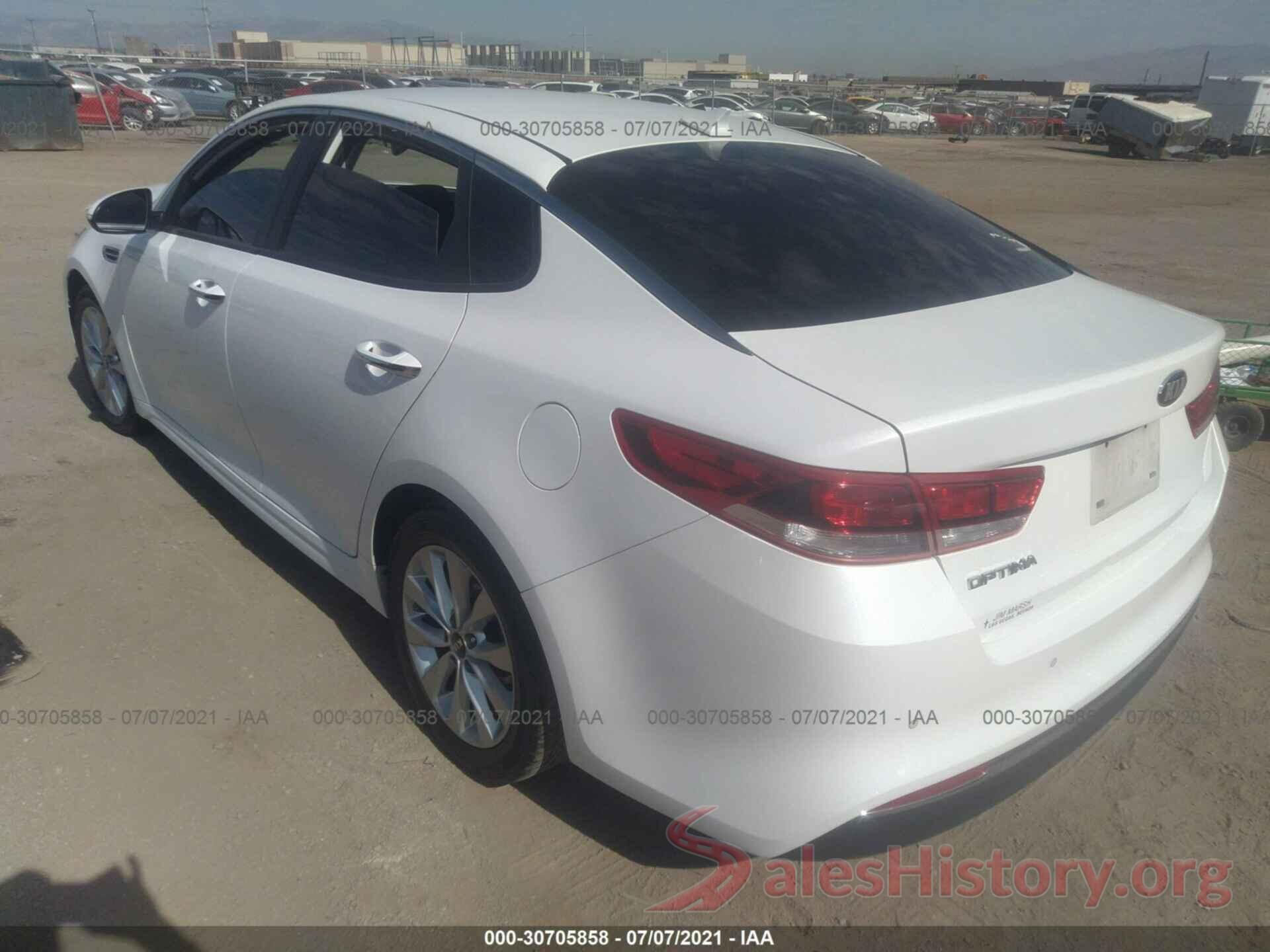 5XXGT4L3XJG262983 2018 KIA OPTIMA