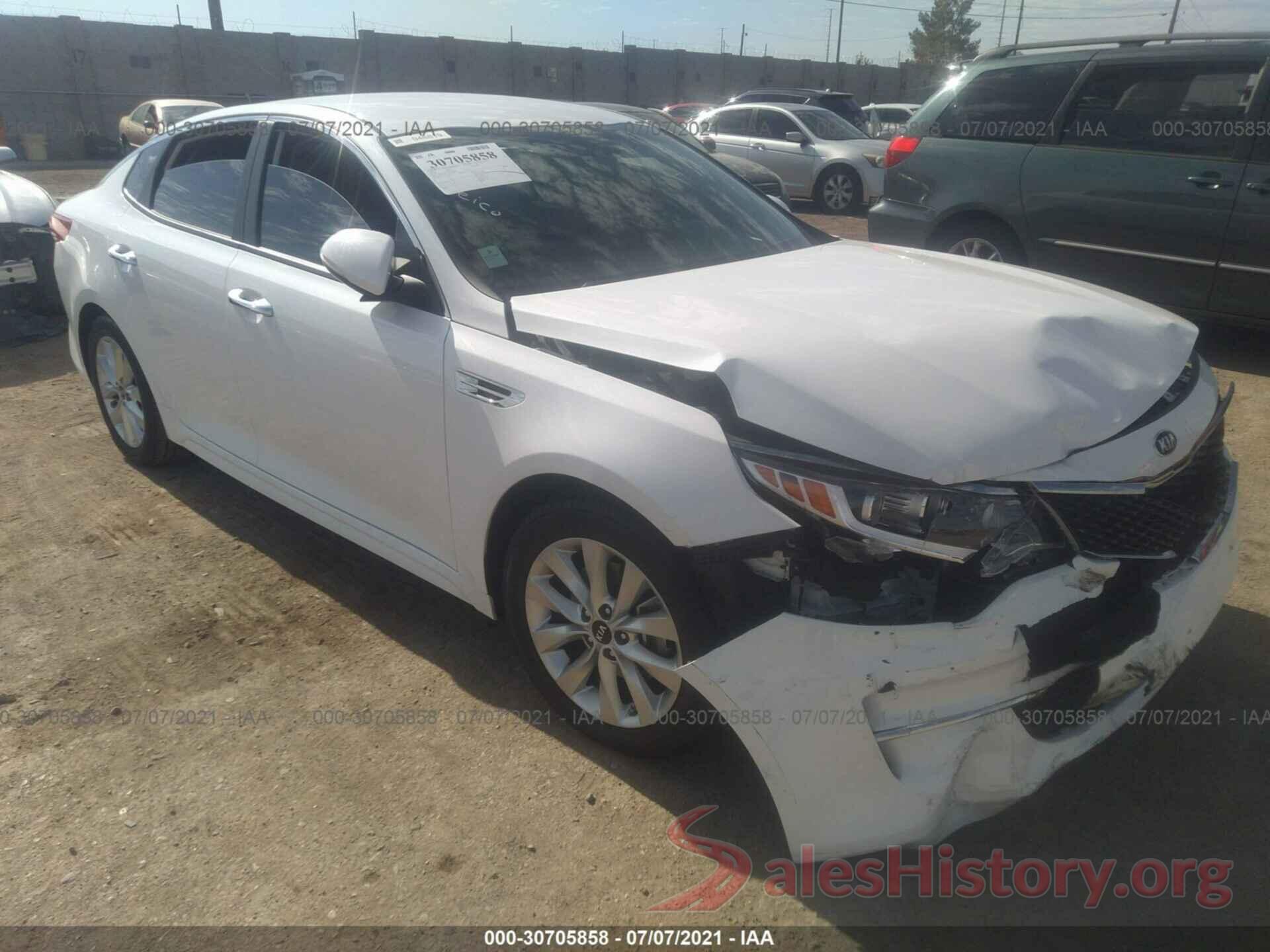 5XXGT4L3XJG262983 2018 KIA OPTIMA