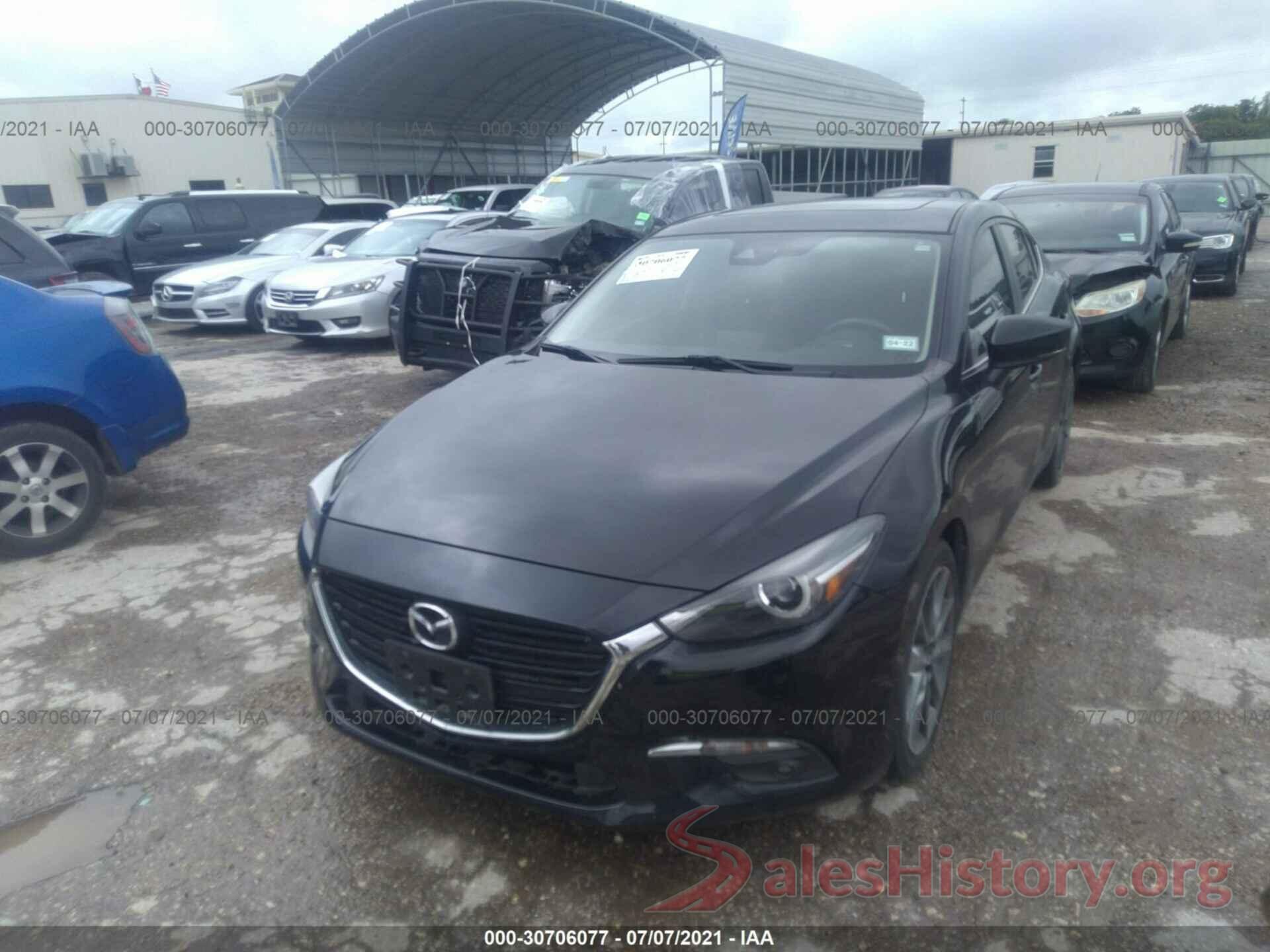 3MZBN1W36JM160798 2018 MAZDA MAZDA3 4-DOOR