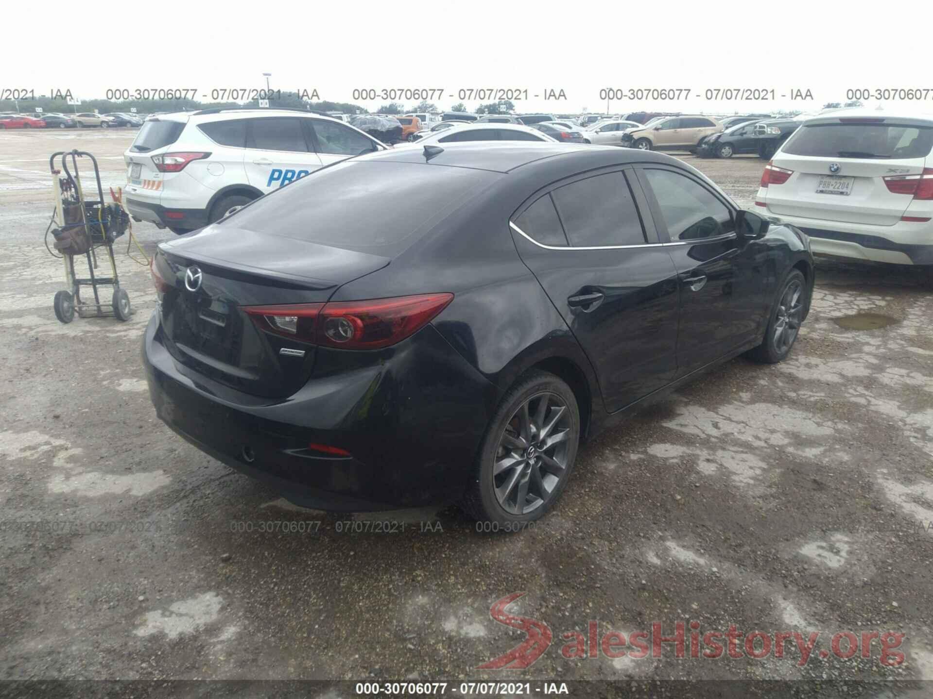 3MZBN1W36JM160798 2018 MAZDA MAZDA3 4-DOOR