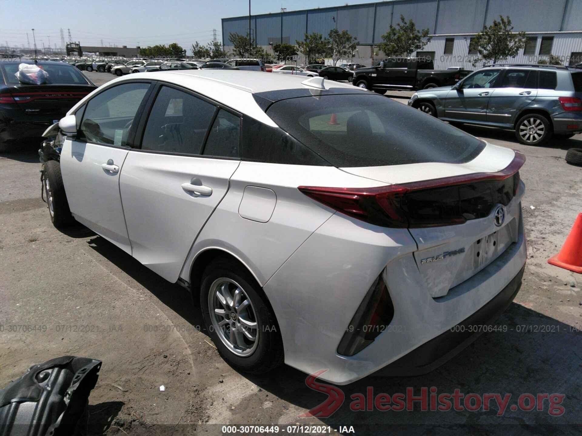 JTDKARFP1J3081427 2018 TOYOTA PRIUS PRIME