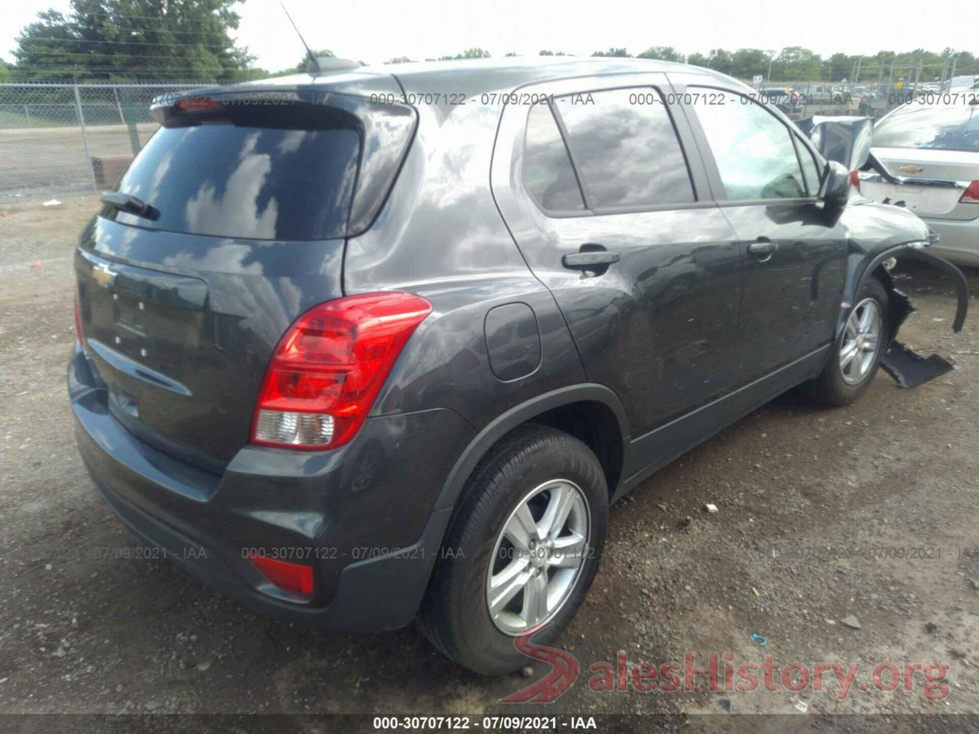 3GNCJKSB8LL211806 2020 CHEVROLET TRAX