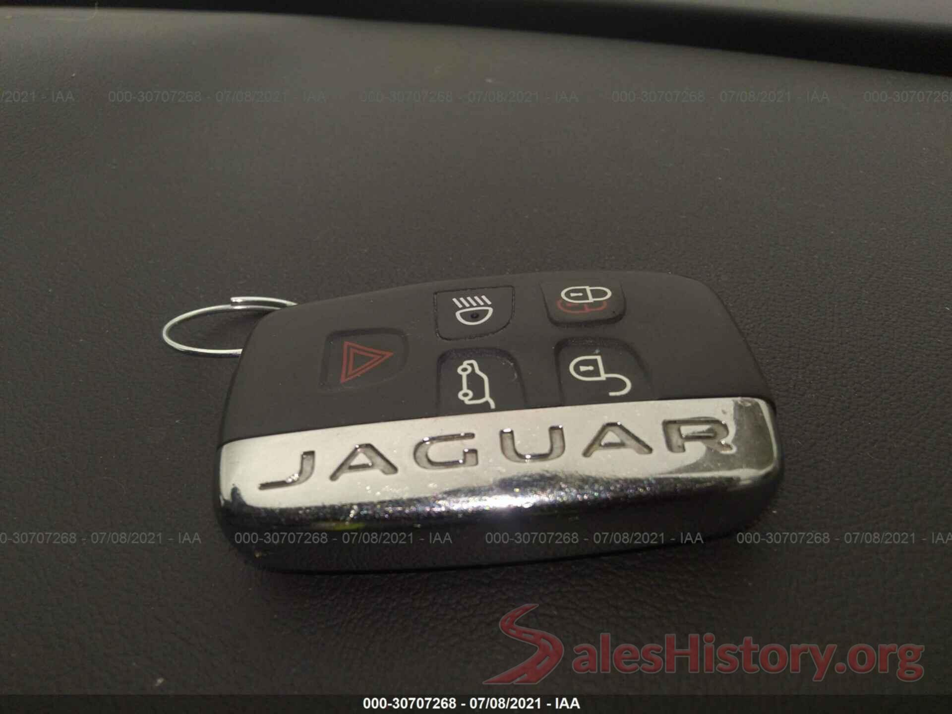 SADCJ2FX7KA366727 2019 JAGUAR F-PACE