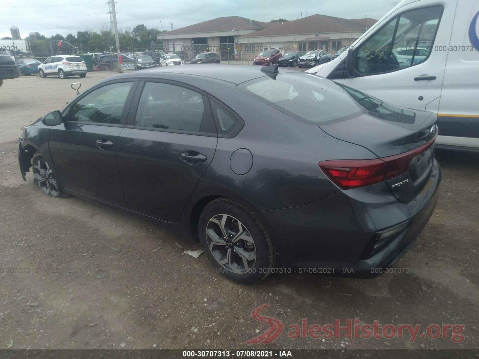 3KPF24AD4ME264929 2021 KIA FORTE