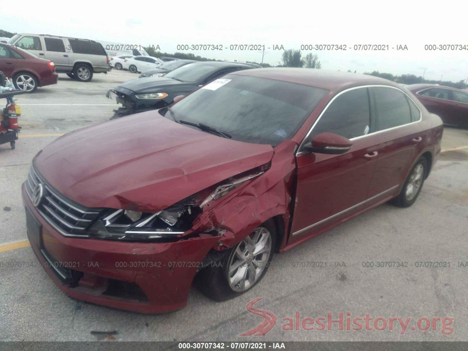 1VWAT7A3XHC006263 2017 VOLKSWAGEN PASSAT