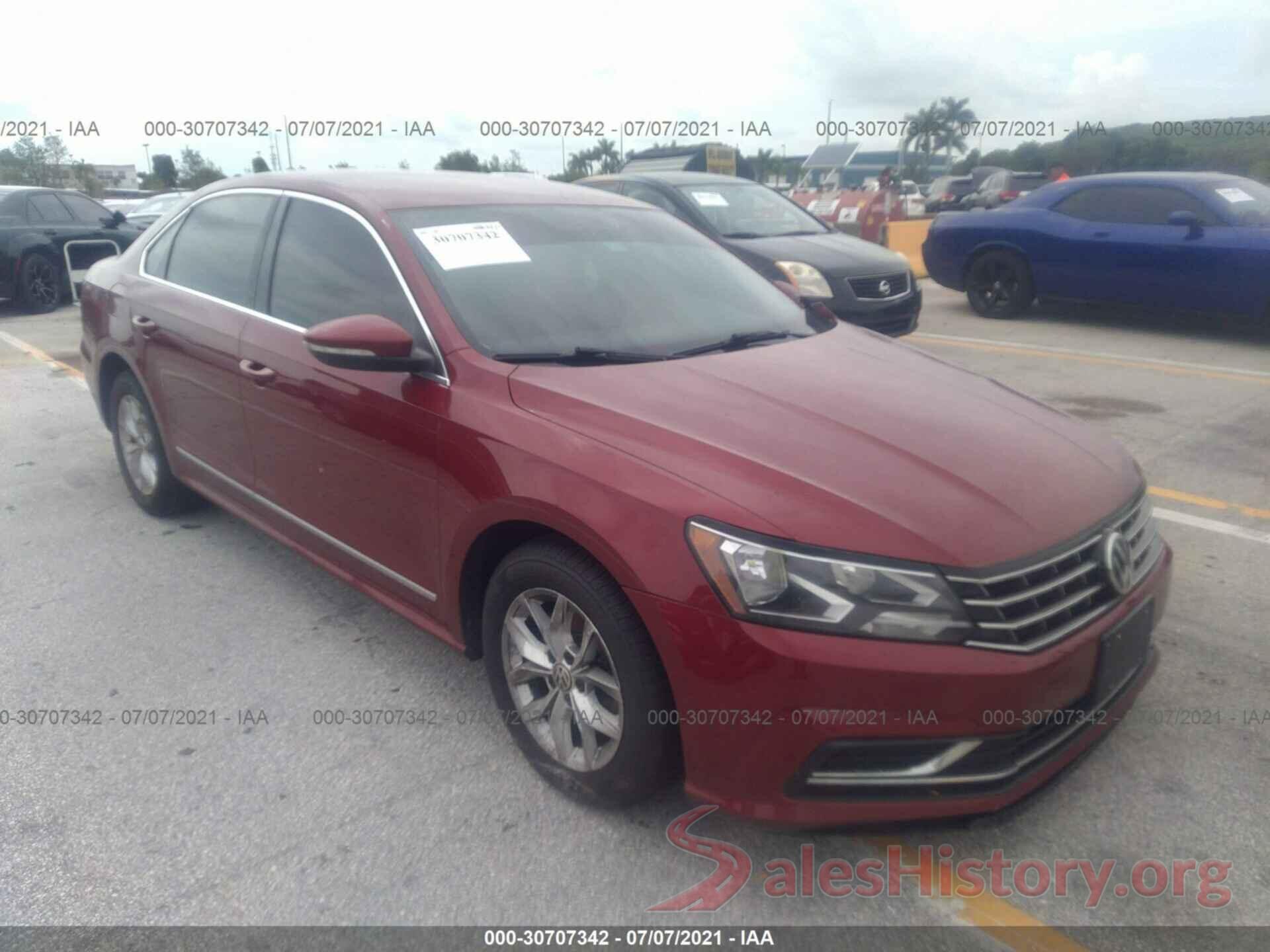 1VWAT7A3XHC006263 2017 VOLKSWAGEN PASSAT