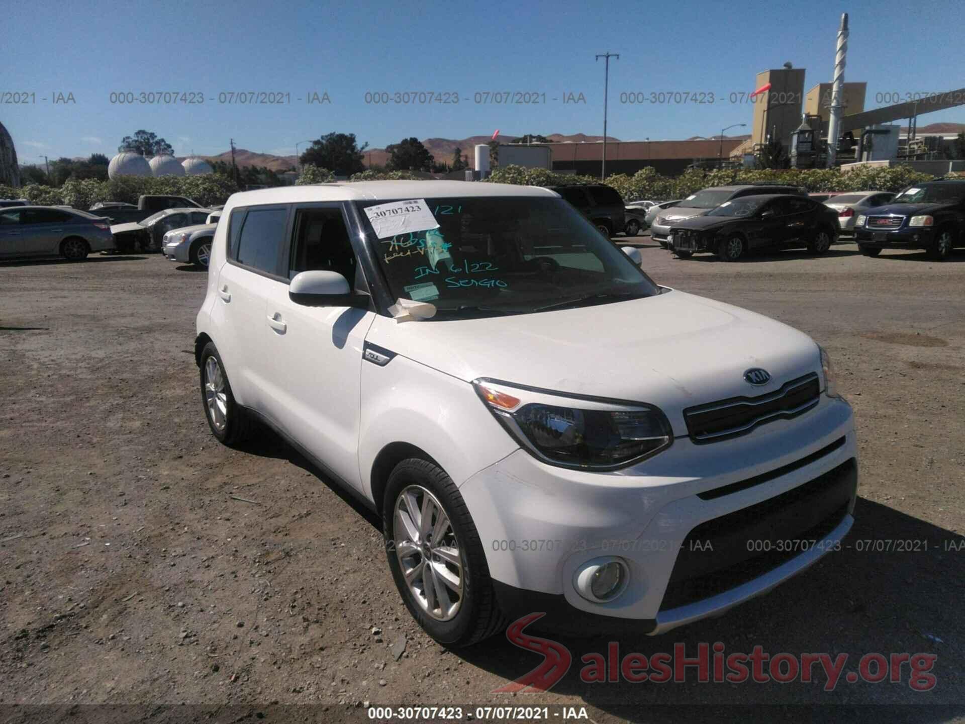 KNDJP3A57J7559209 2018 KIA SOUL